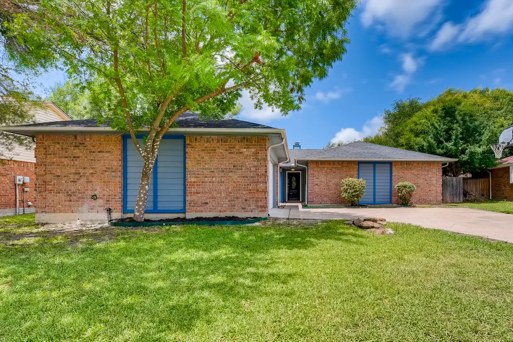 412 Grand Meadow Drive Fort Worth TX 76108
