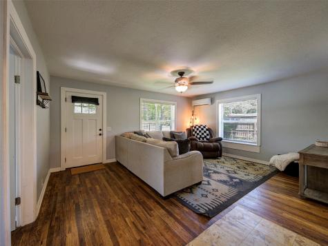 207 S Wickham Street Alvord TX 76225