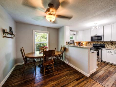207 S Wickham Street Alvord TX 76225