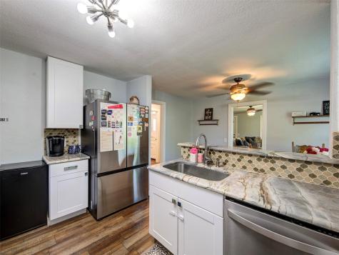 207 S Wickham Street Alvord TX 76225