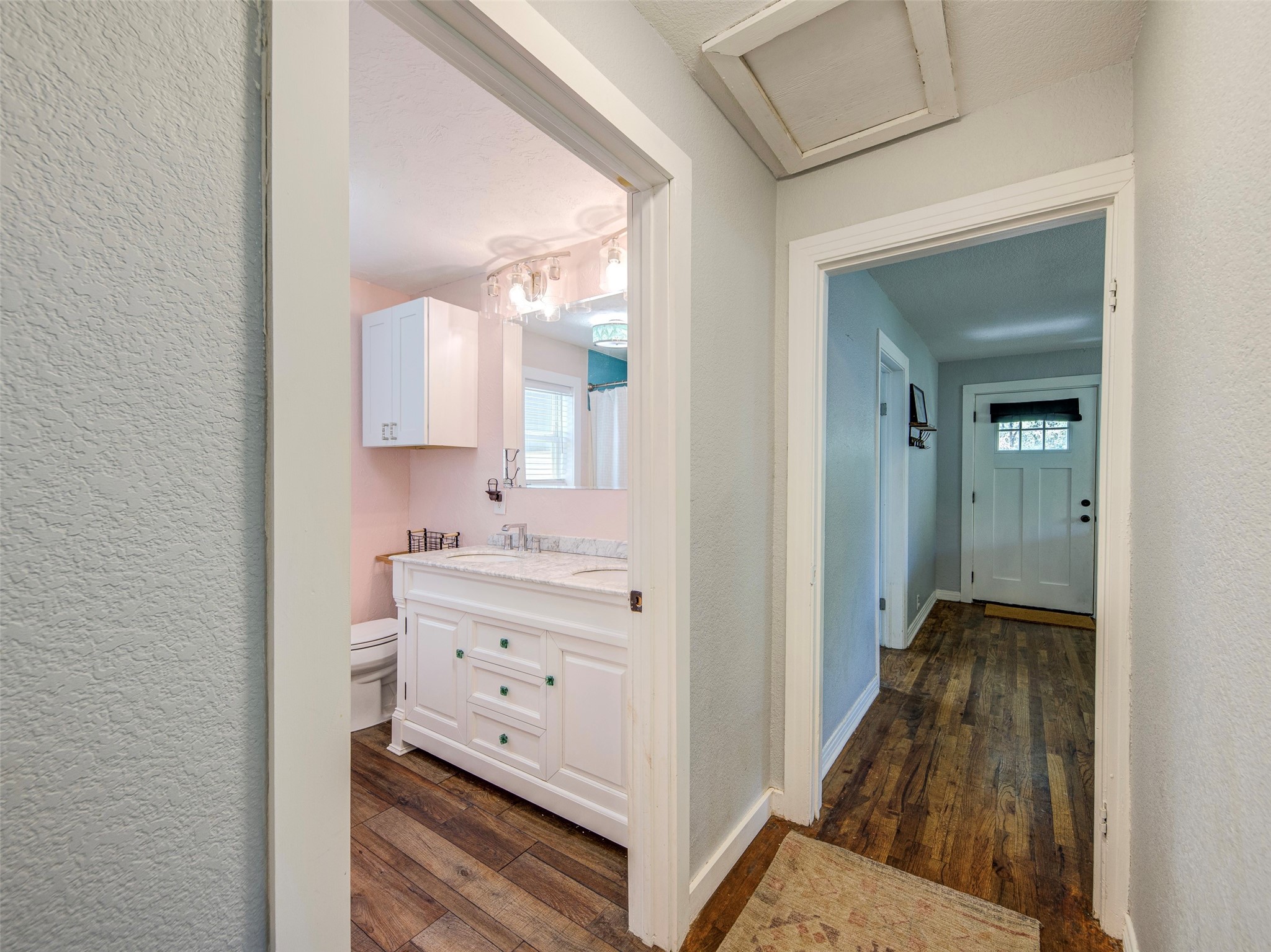 207 S Wickham Street Alvord TX 76225
