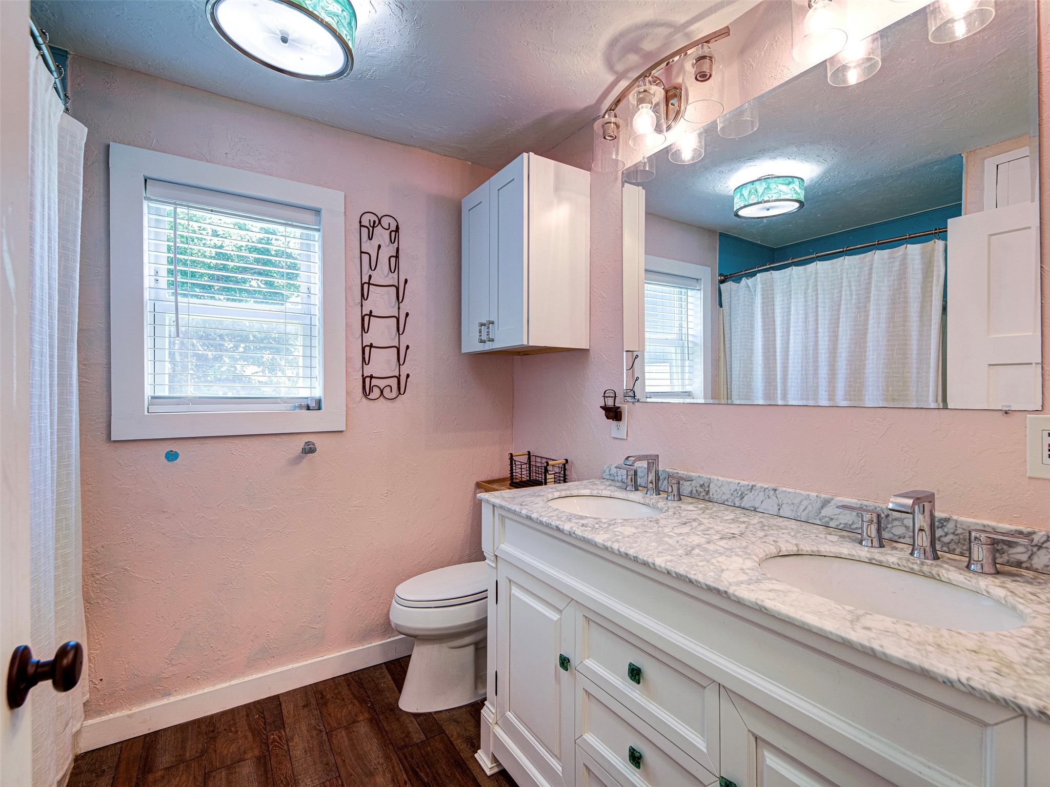 207 S Wickham Street Alvord TX 76225