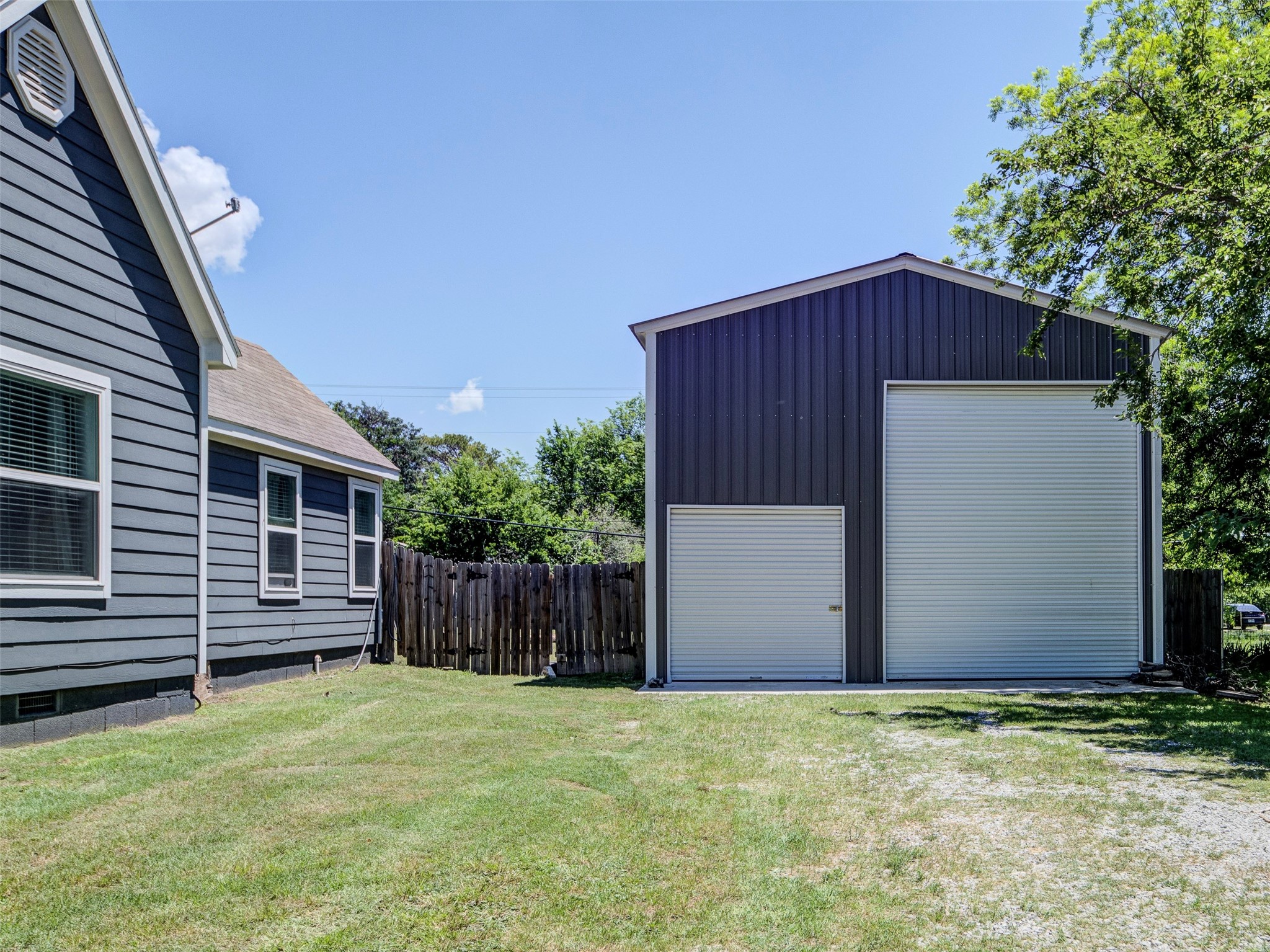 207 S Wickham Street Alvord TX 76225