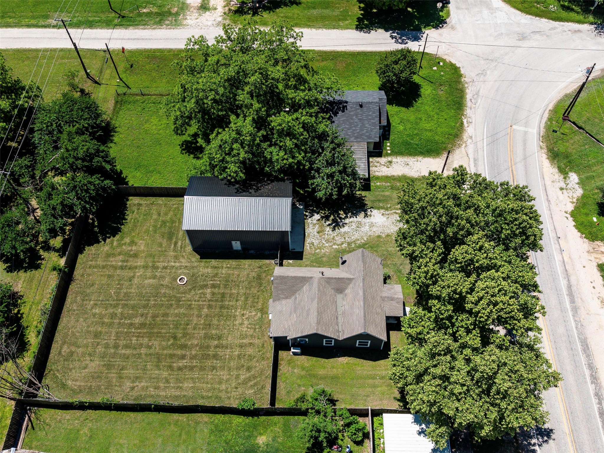 207 S Wickham Street Alvord TX 76225