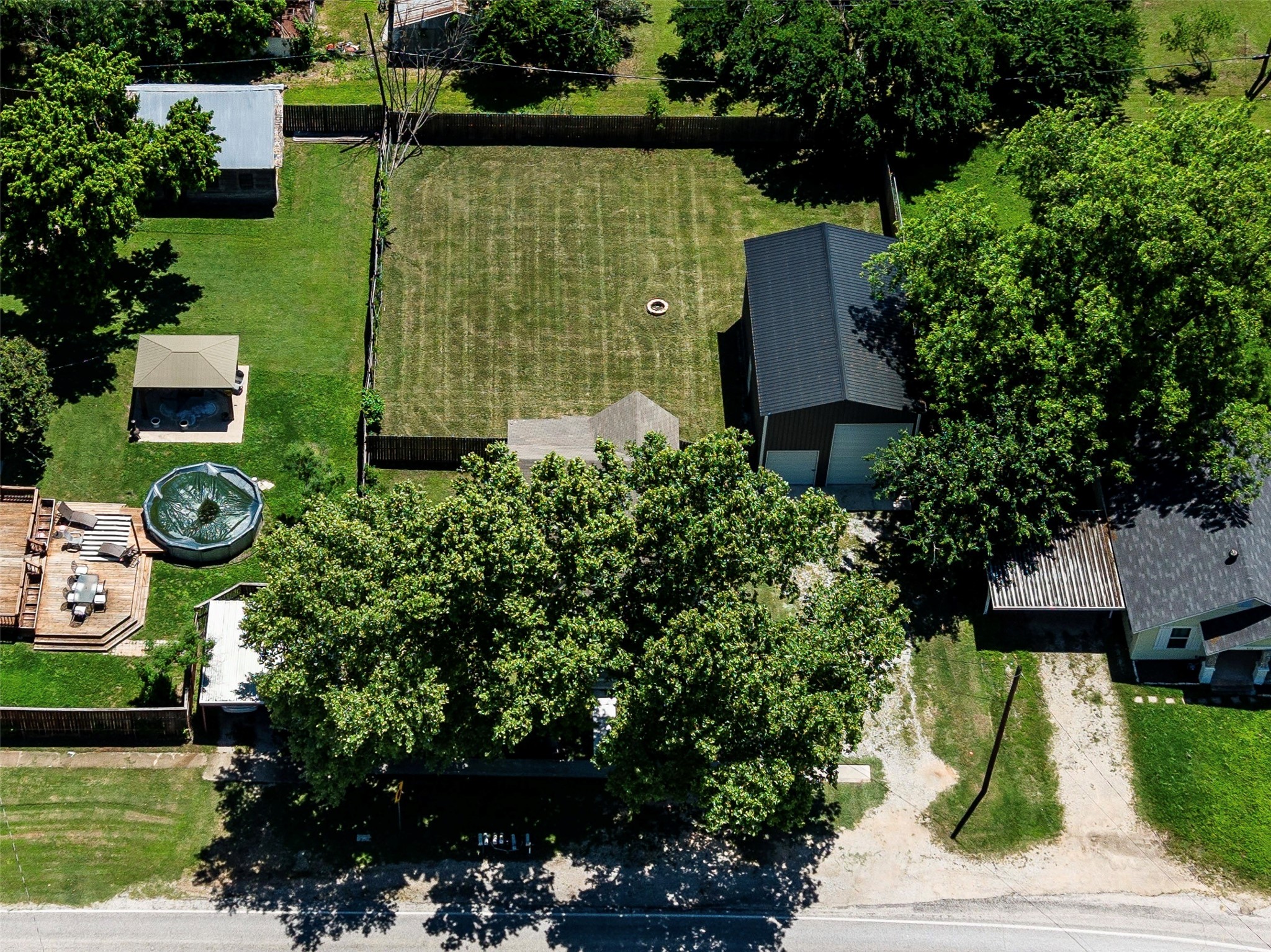 207 S Wickham Street Alvord TX 76225