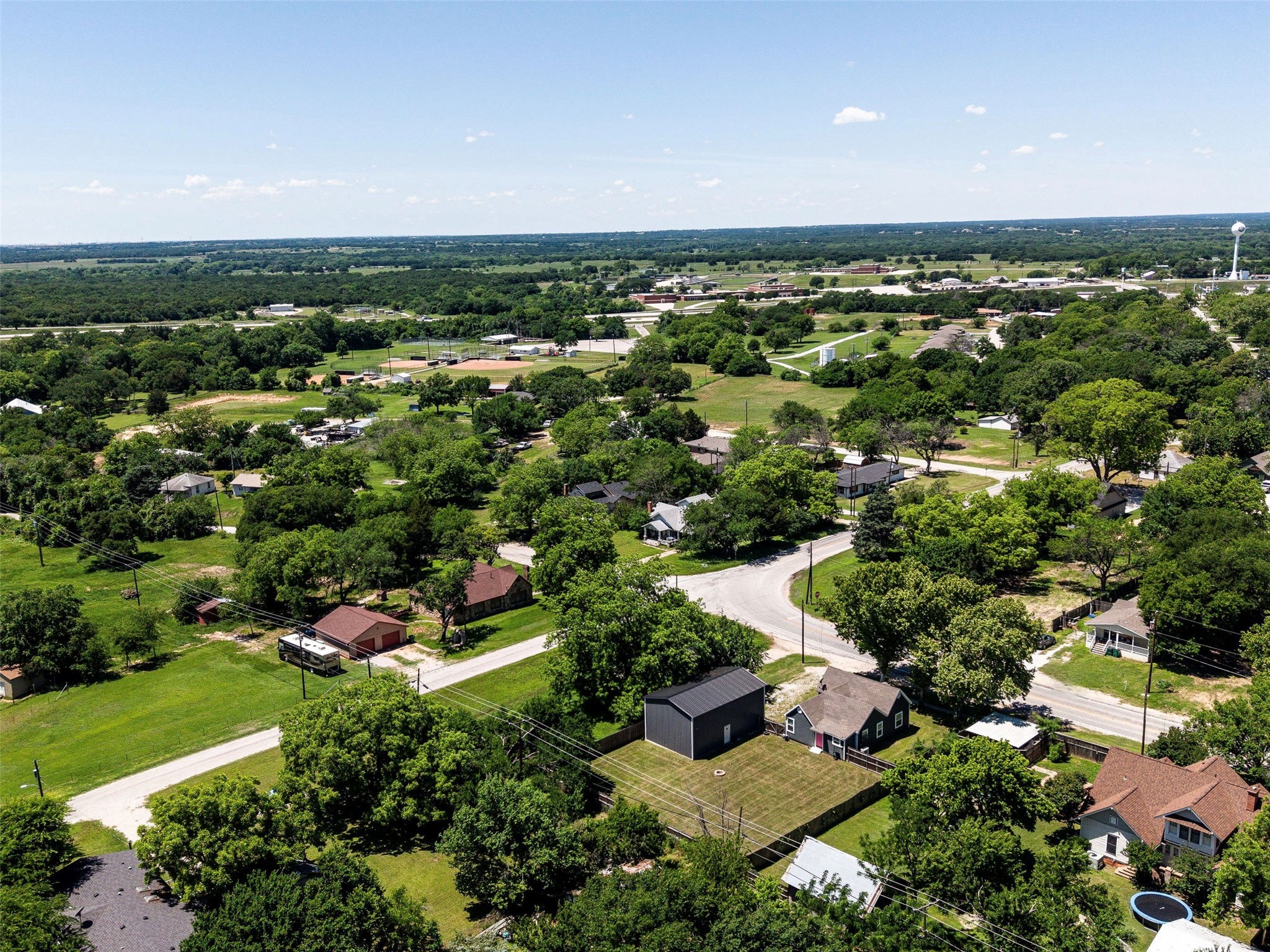 207 S Wickham Street Alvord TX 76225
