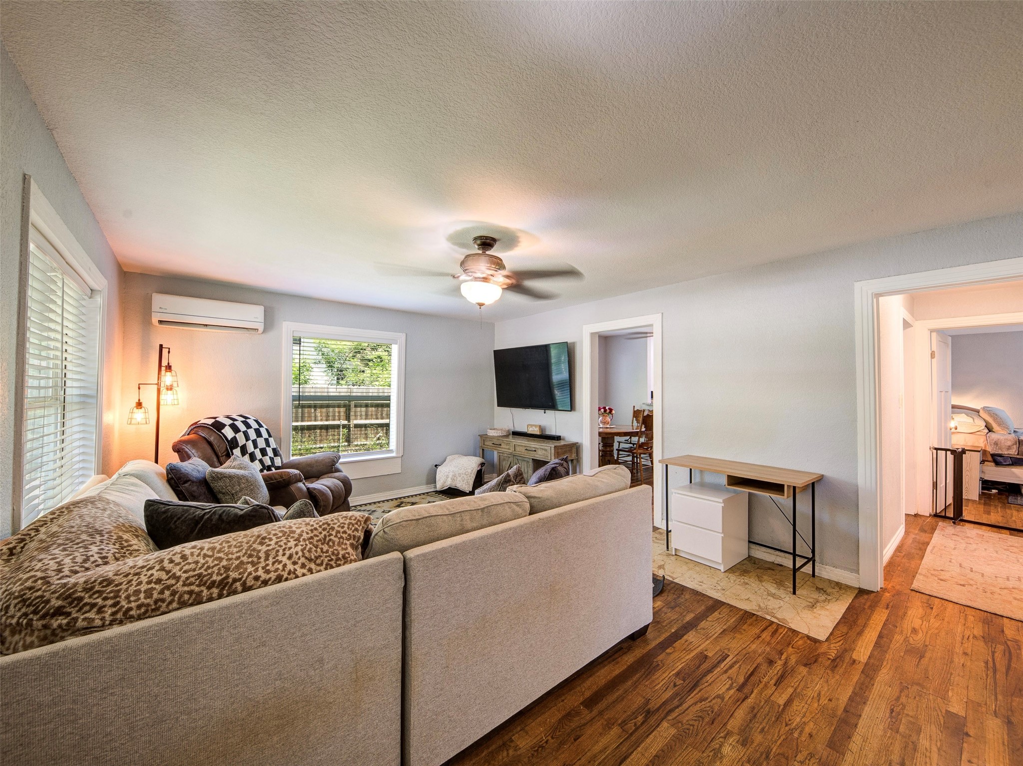 207 S Wickham Street Alvord TX 76225