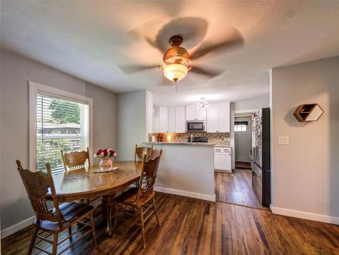 207 S Wickham Street Alvord TX 76225