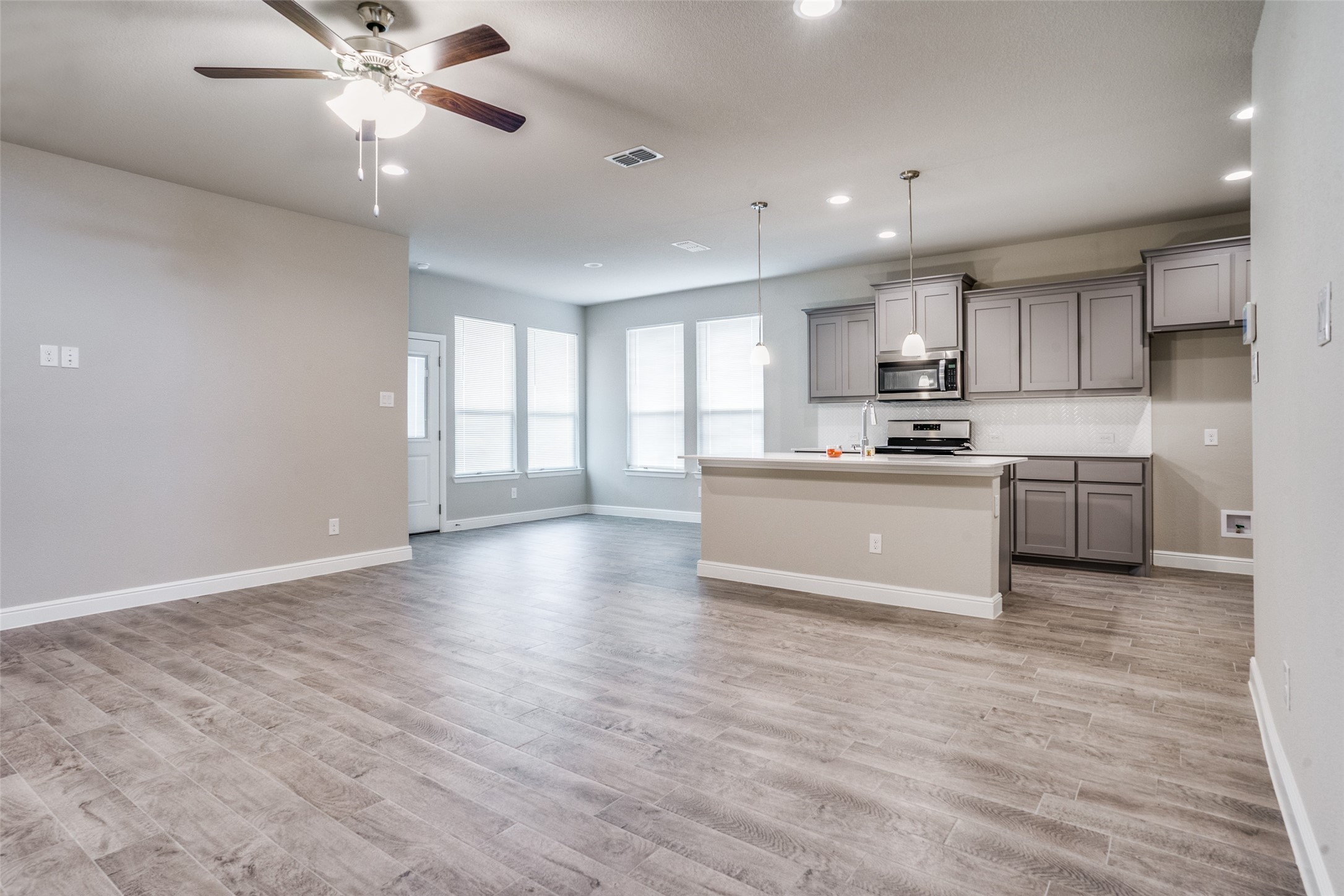 221 Oldcastle Way Fort Worth TX 76052