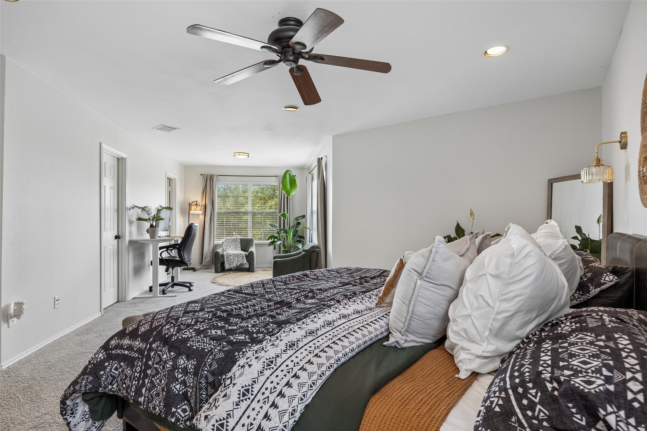2049 Kingsbridge Drive Heartland TX 75126
