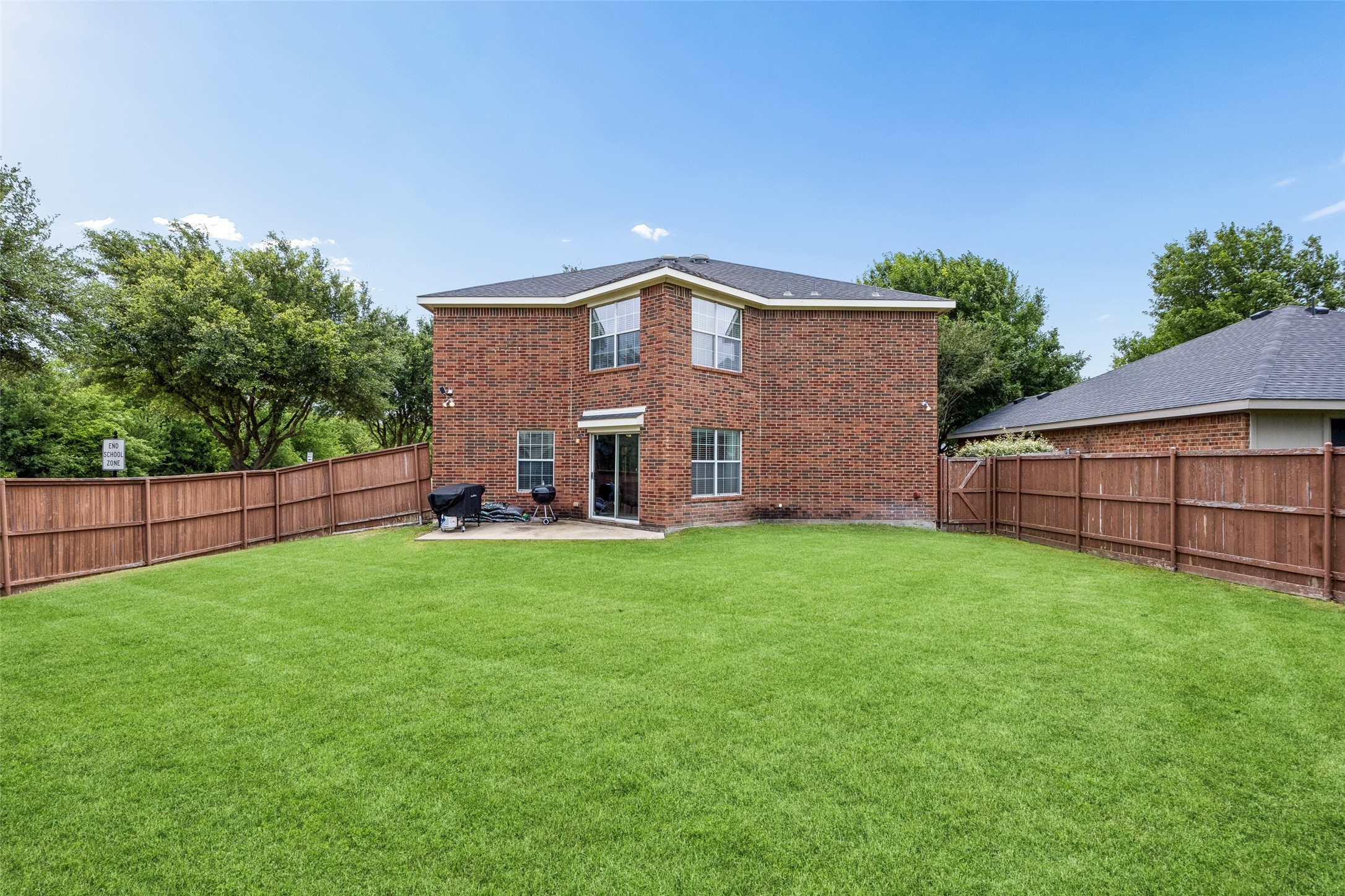 2049 Kingsbridge Drive Heartland TX 75126