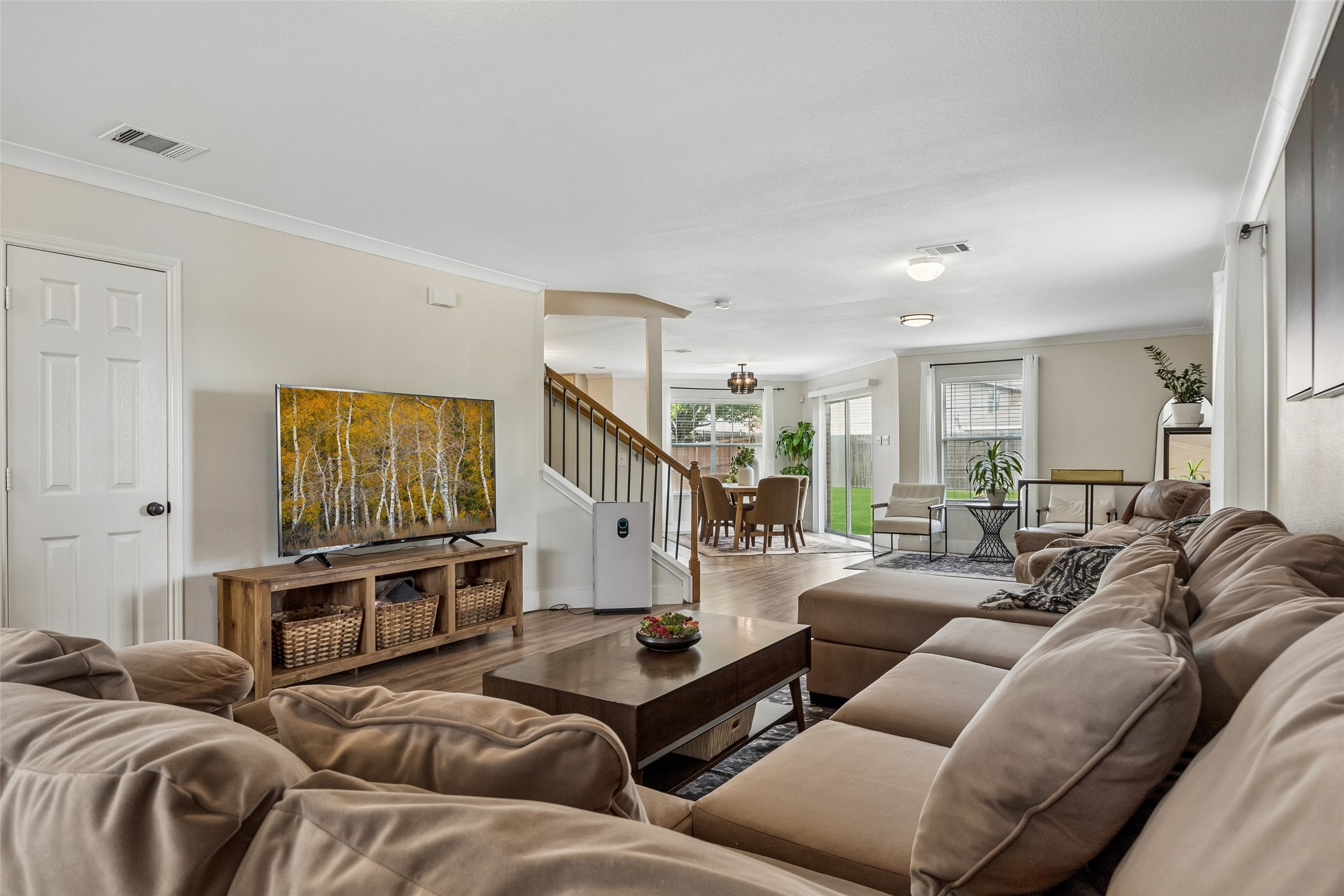 2049 Kingsbridge Drive Heartland TX 75126