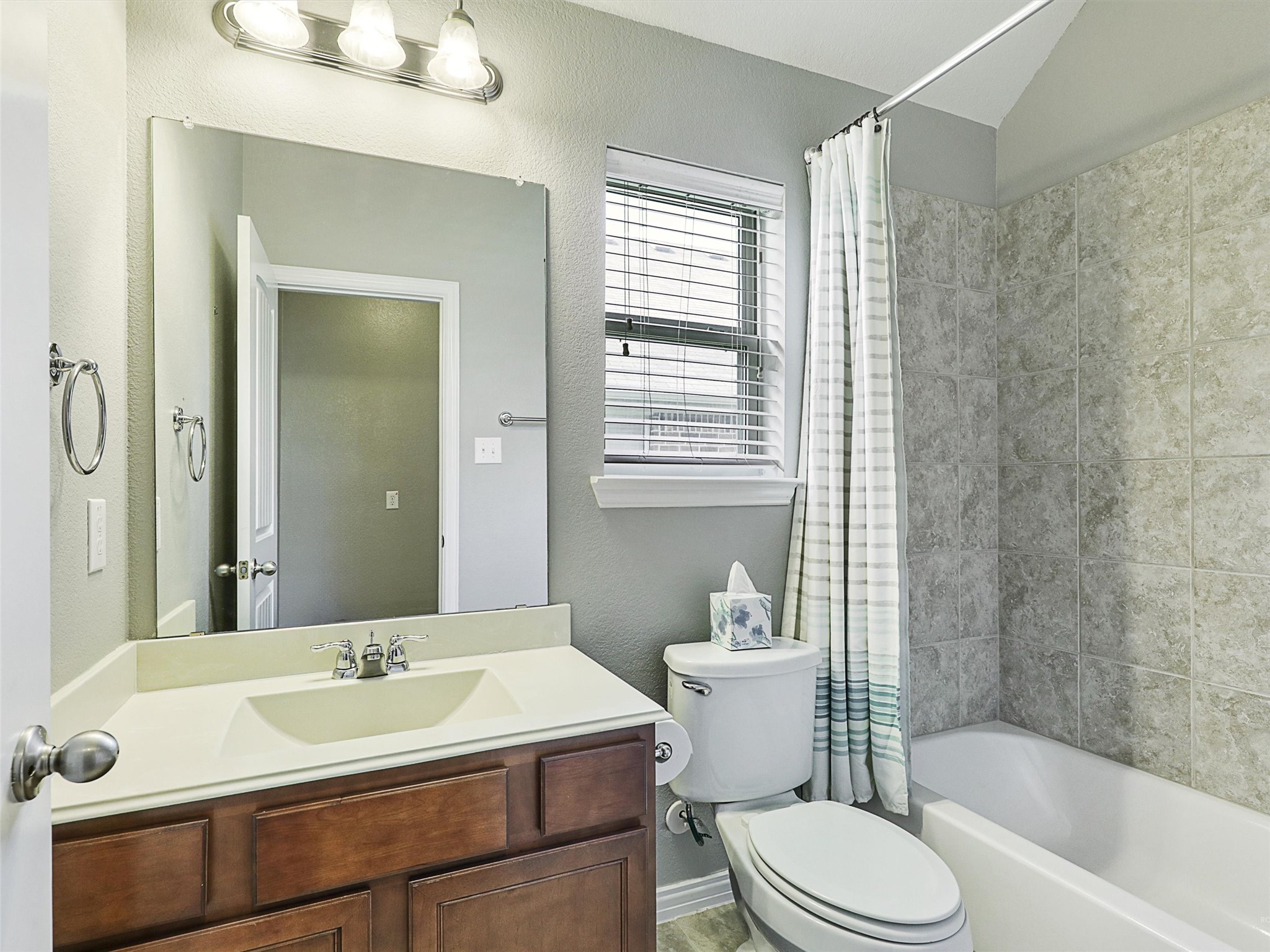 900 Silvermoon Drive Little Elm TX 75068