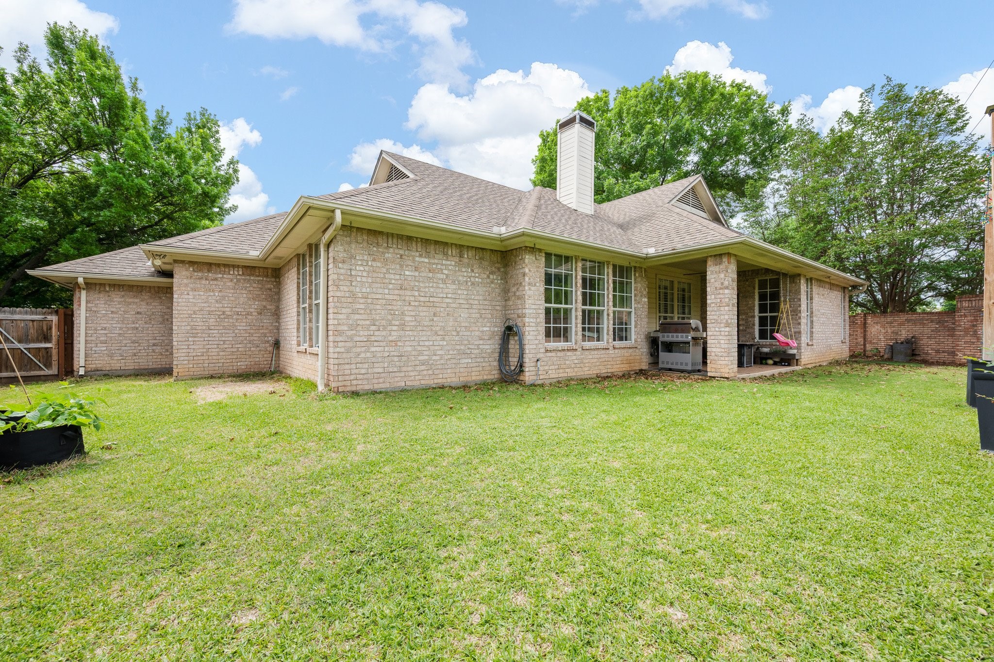 6628 Westmoor Lane Benbrook TX 76132