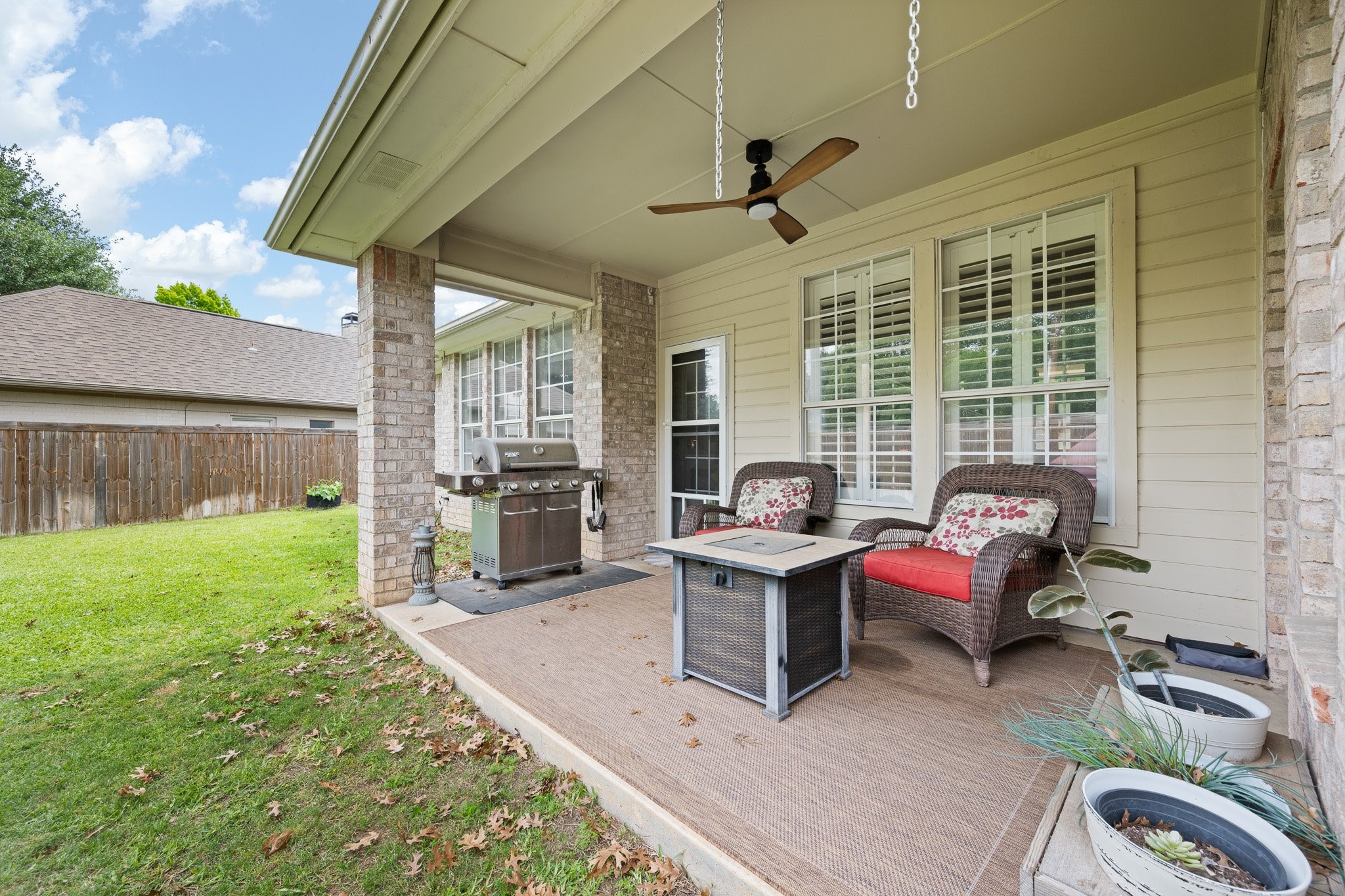 6628 Westmoor Lane Benbrook TX 76132