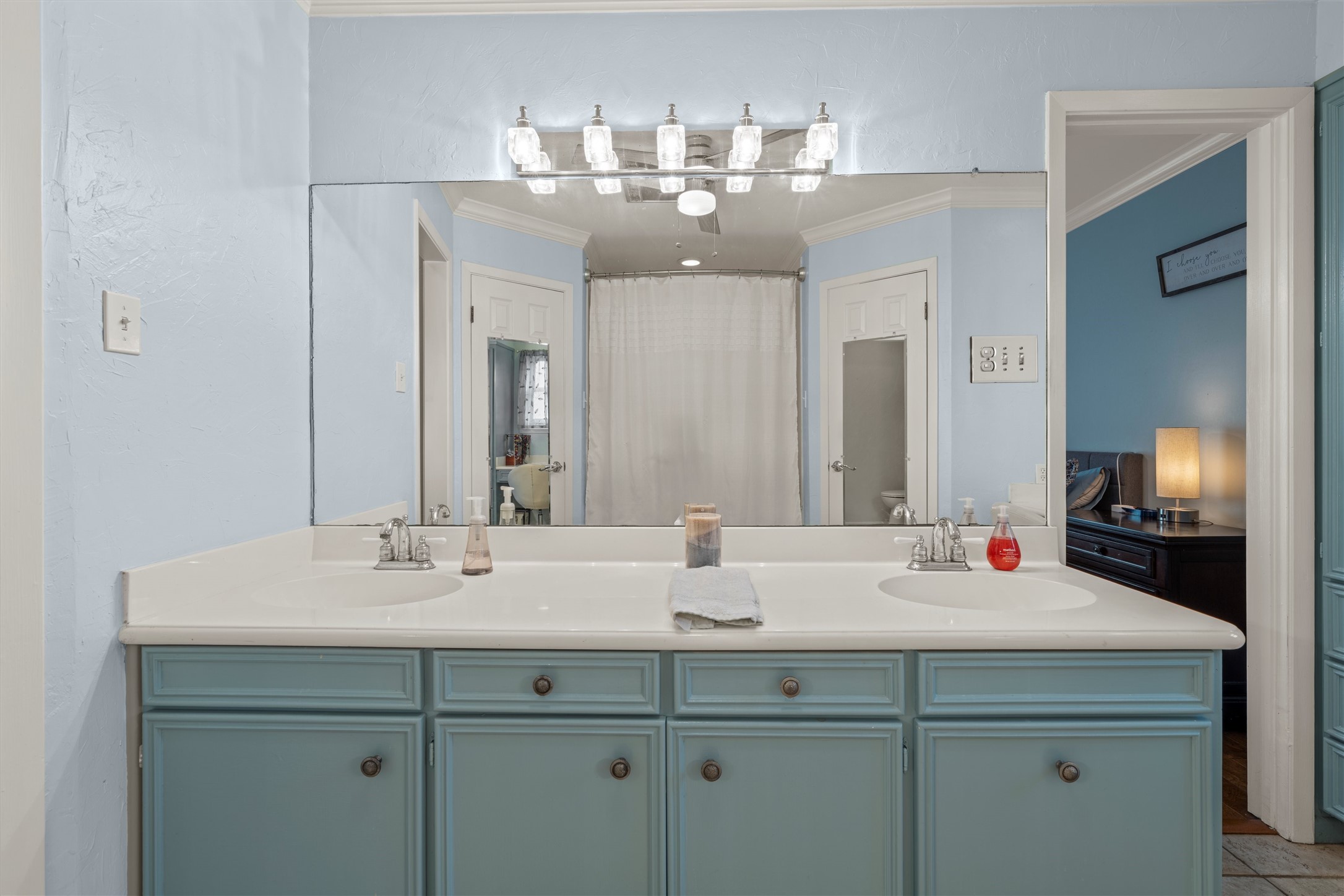 9913 Burgundy Lane Woodway TX 76712