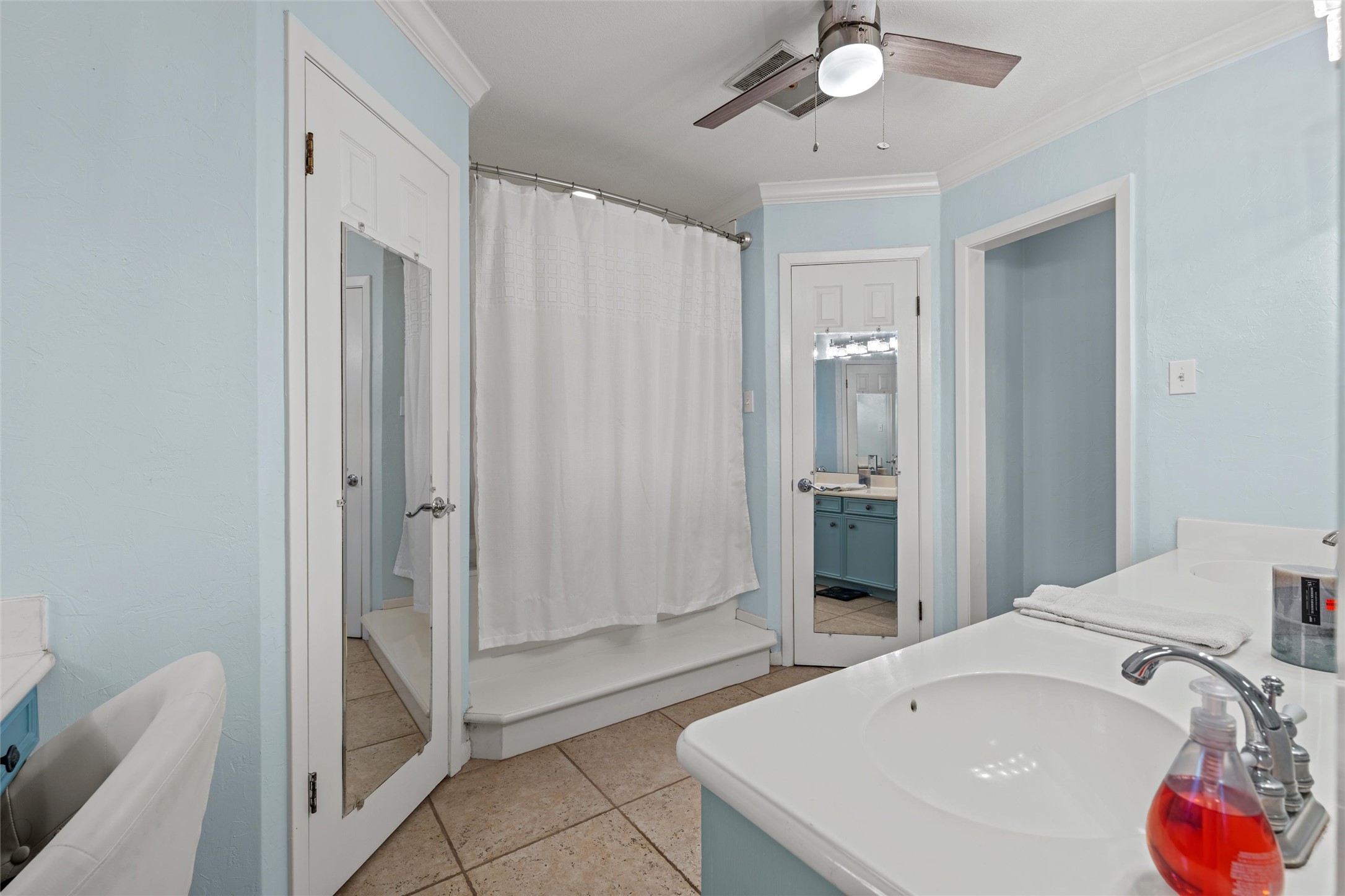 9913 Burgundy Lane Woodway TX 76712