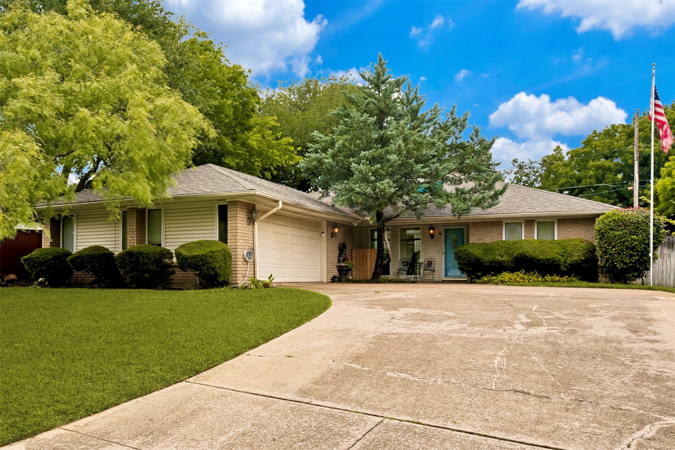 4532 Grey Dawn Drive Arlington TX 76017
