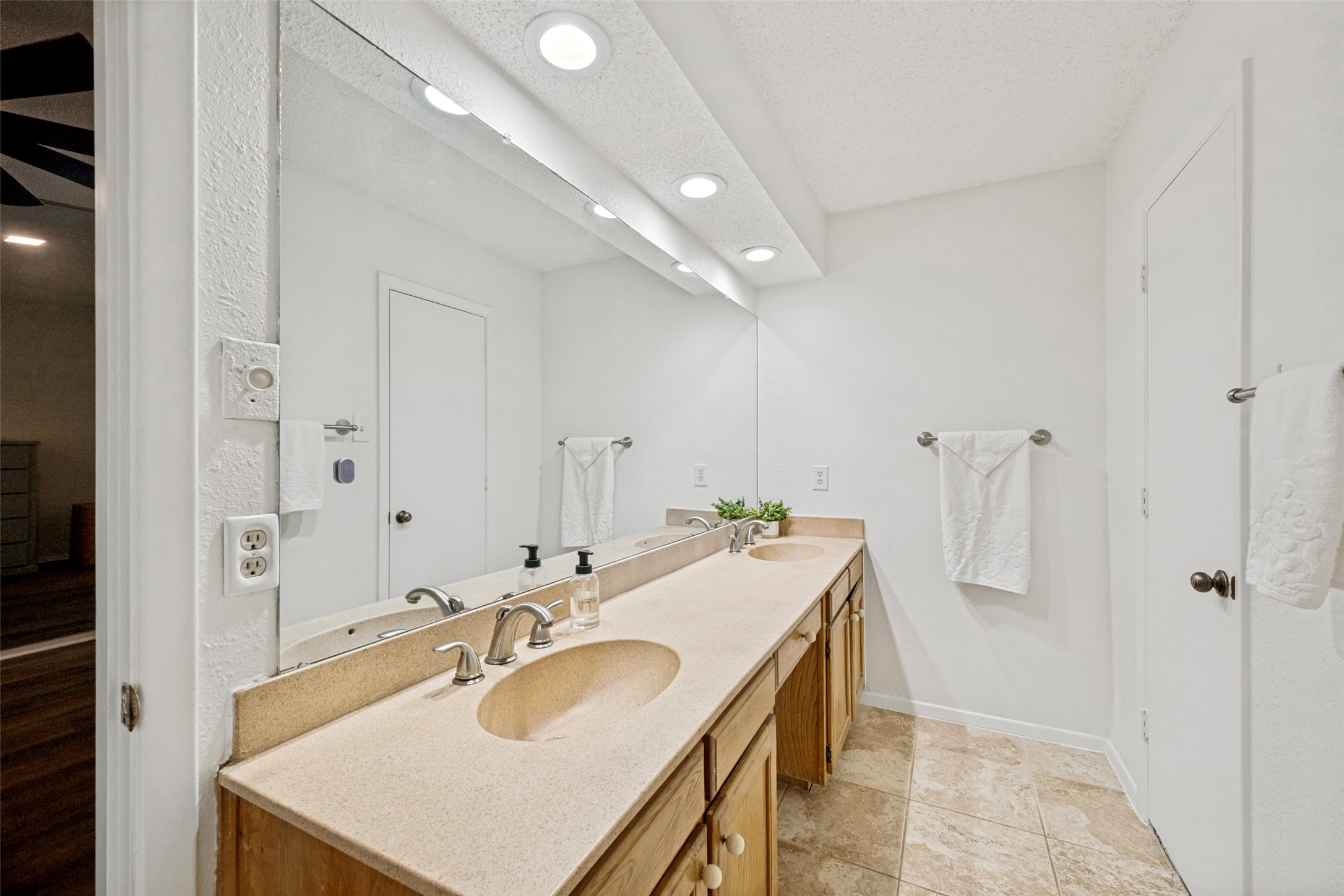 4532 Grey Dawn Drive Arlington TX 76017