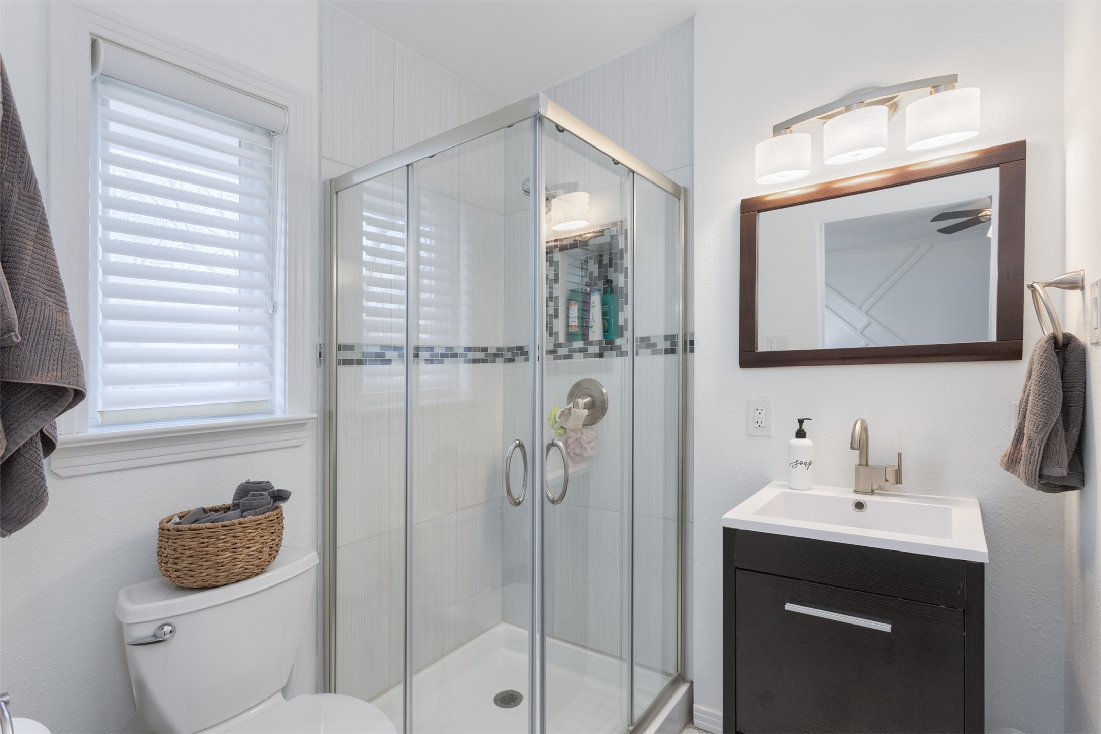 1812 Carol Street Mckinney TX 75069