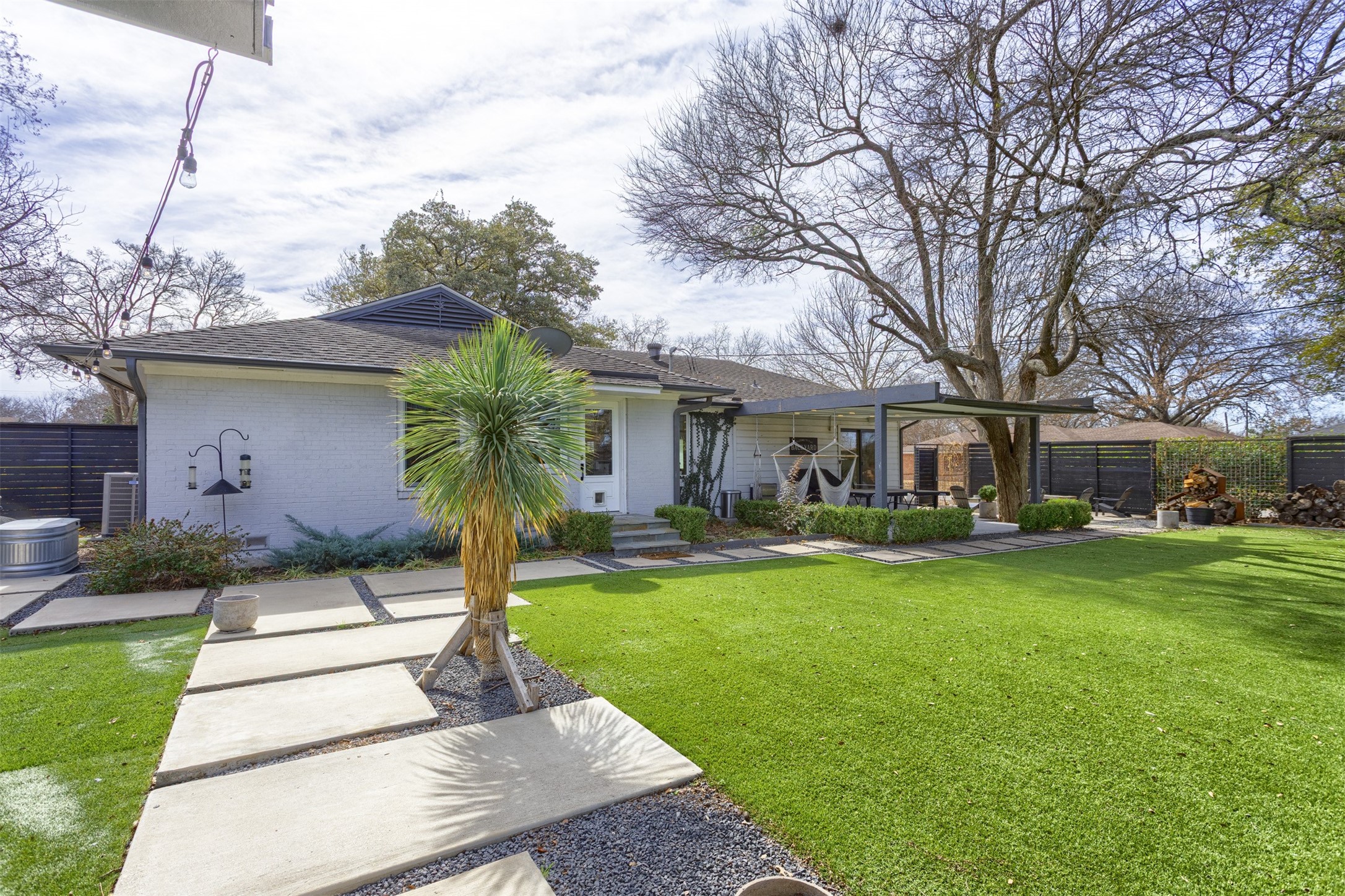 1812 Carol Street Mckinney TX 75069