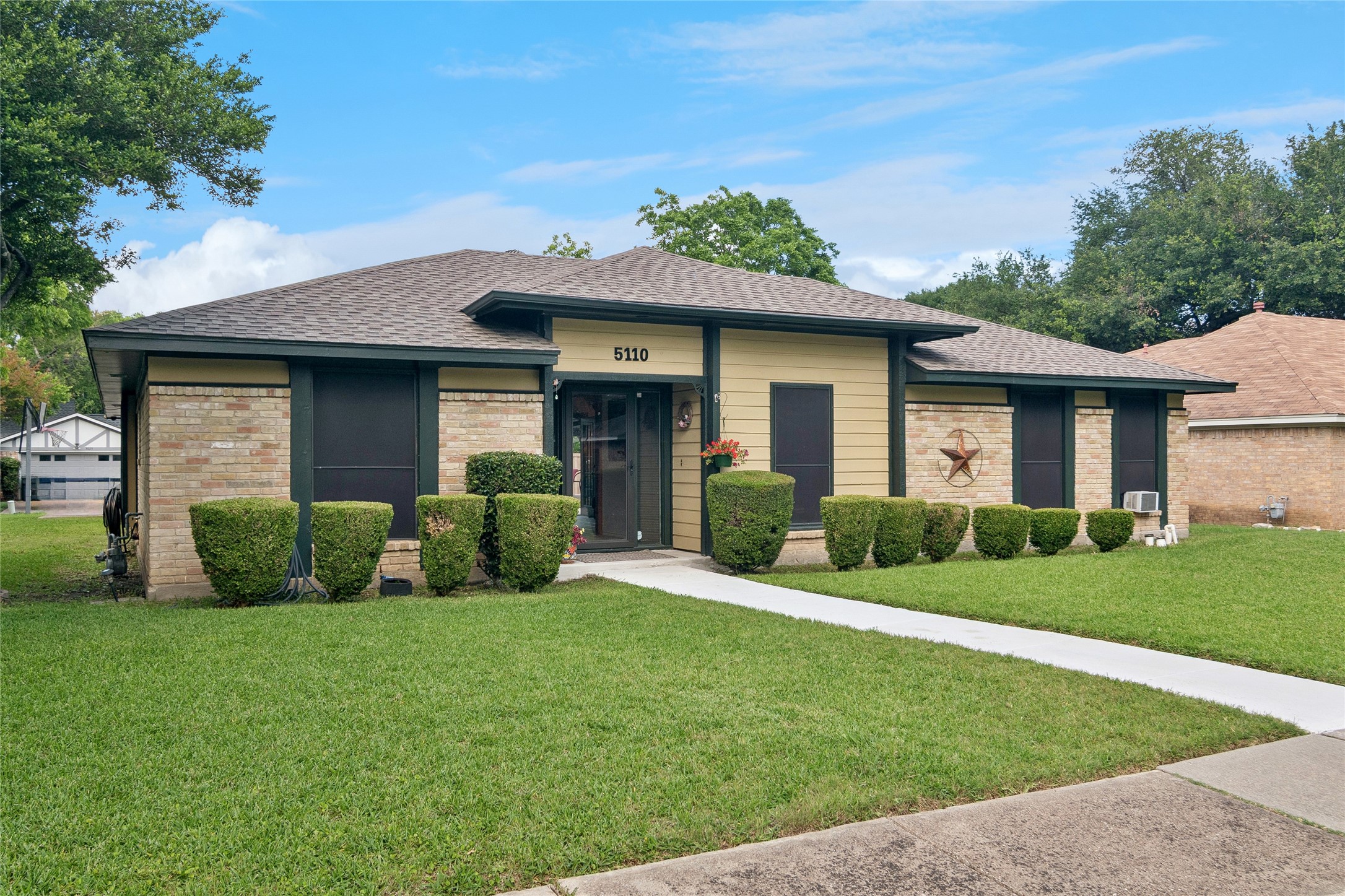 5110 Vera Cruz Drive Garland TX 75043