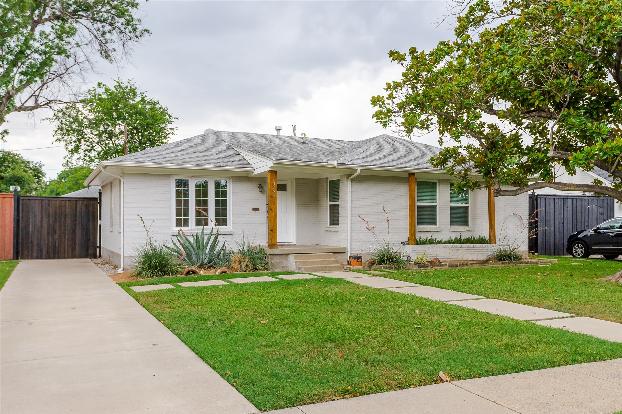 3727 Hawick Lane Dallas TX 75220