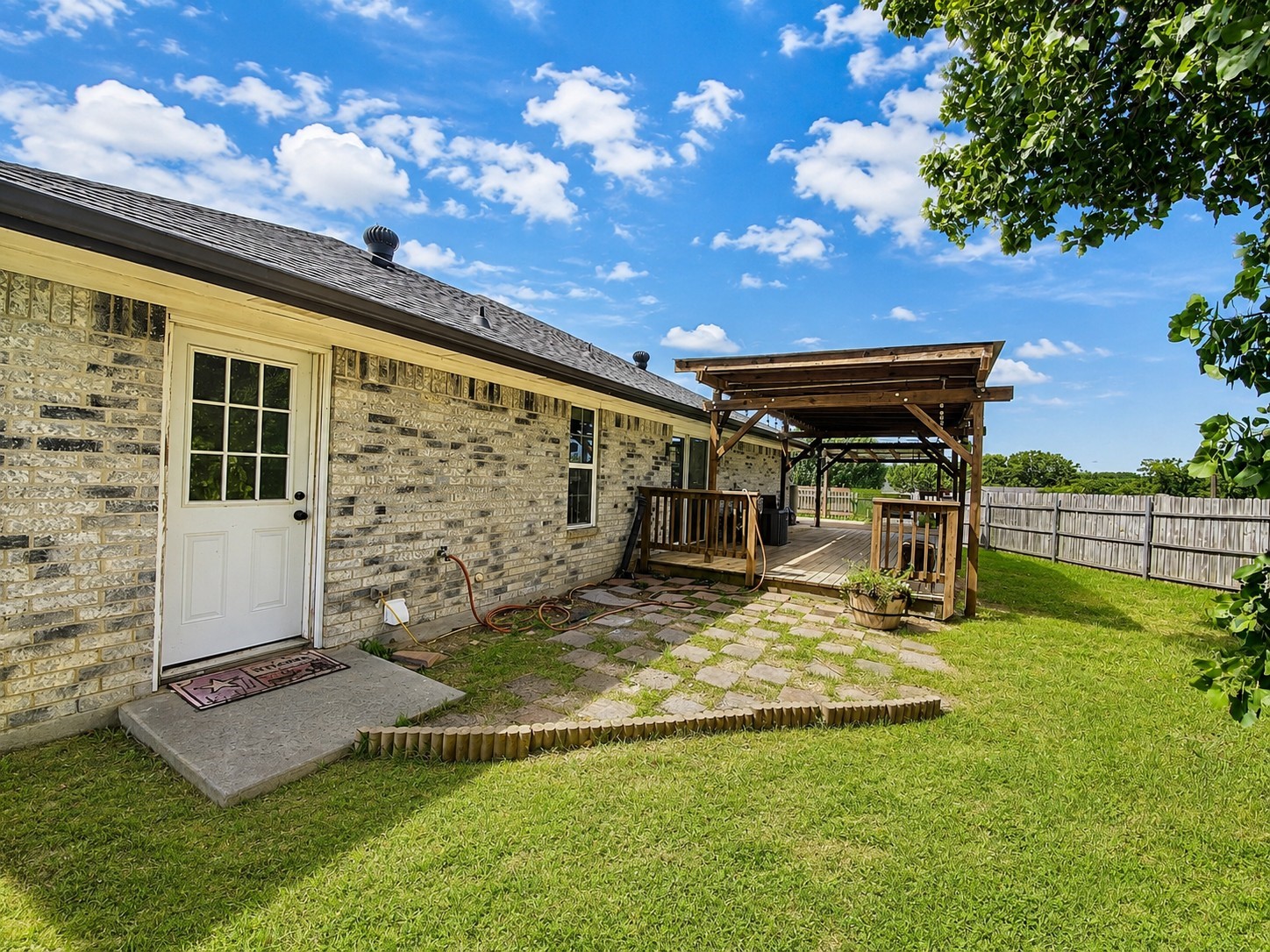 404 S Old Mansfield Road Keene TX 76059