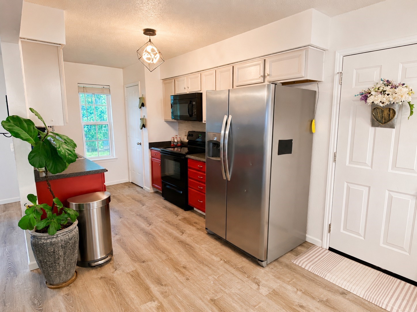 404 S Old Mansfield Road Keene TX 76059