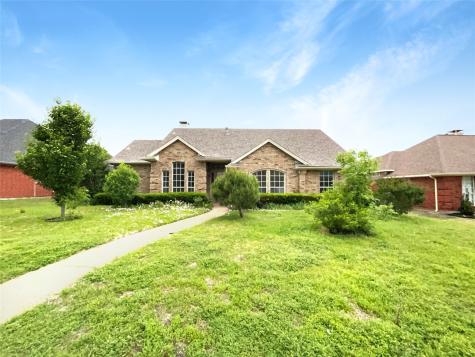 1305 Cardigan Street Garland TX 75040