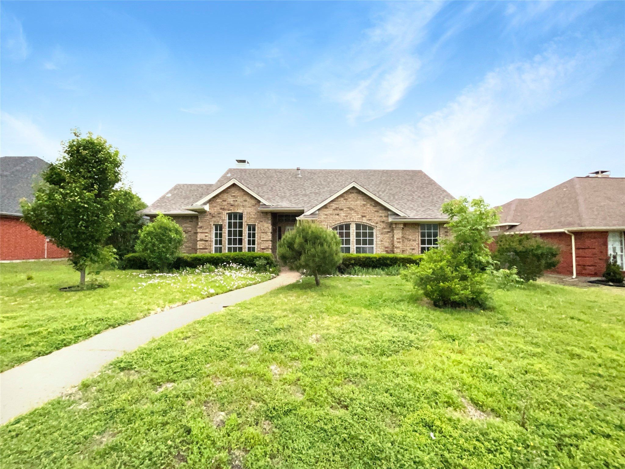 1305 Cardigan Street Garland TX 75040