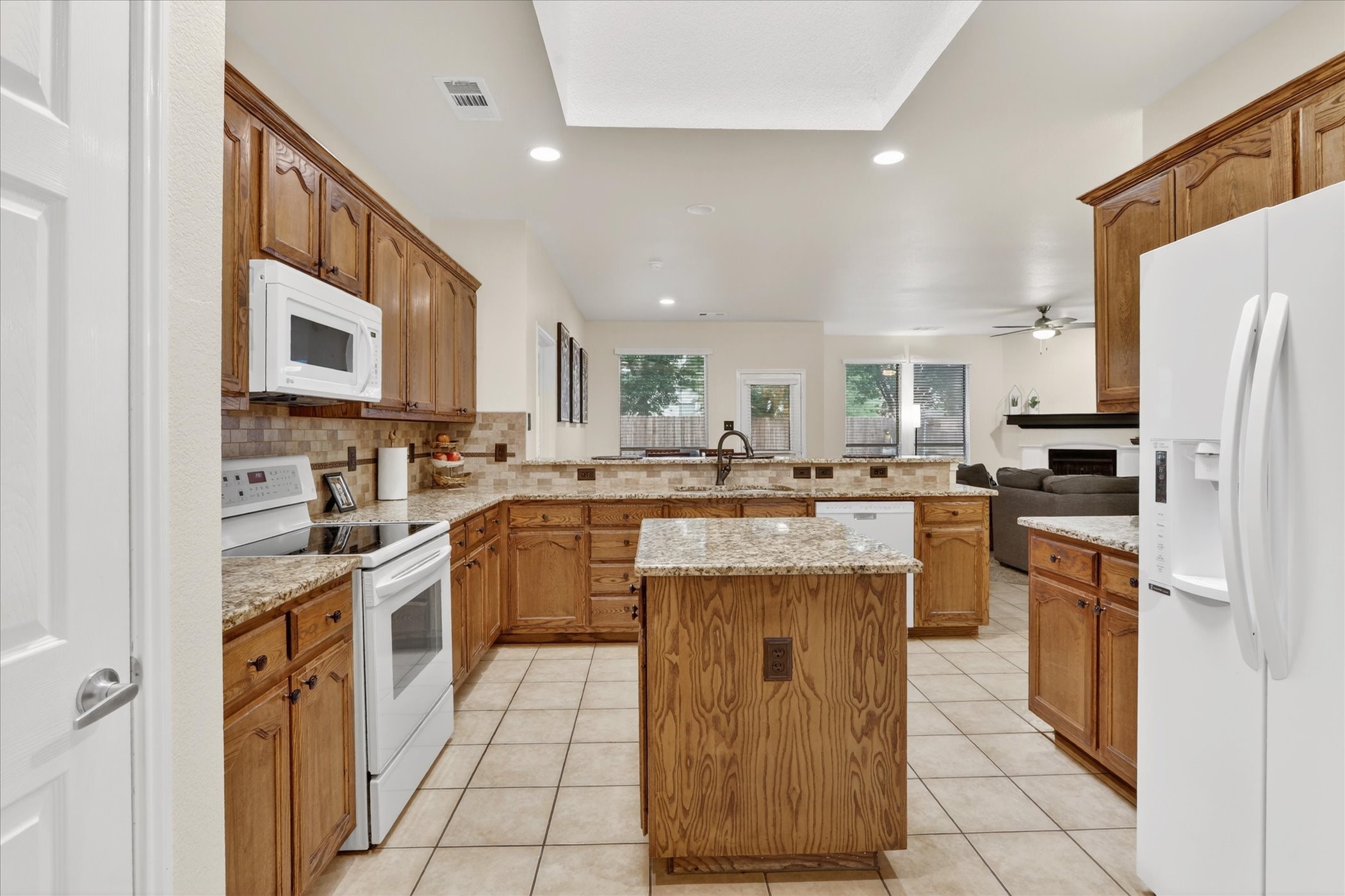 6328 Redeagle Creek Drive Fort Worth TX 76179