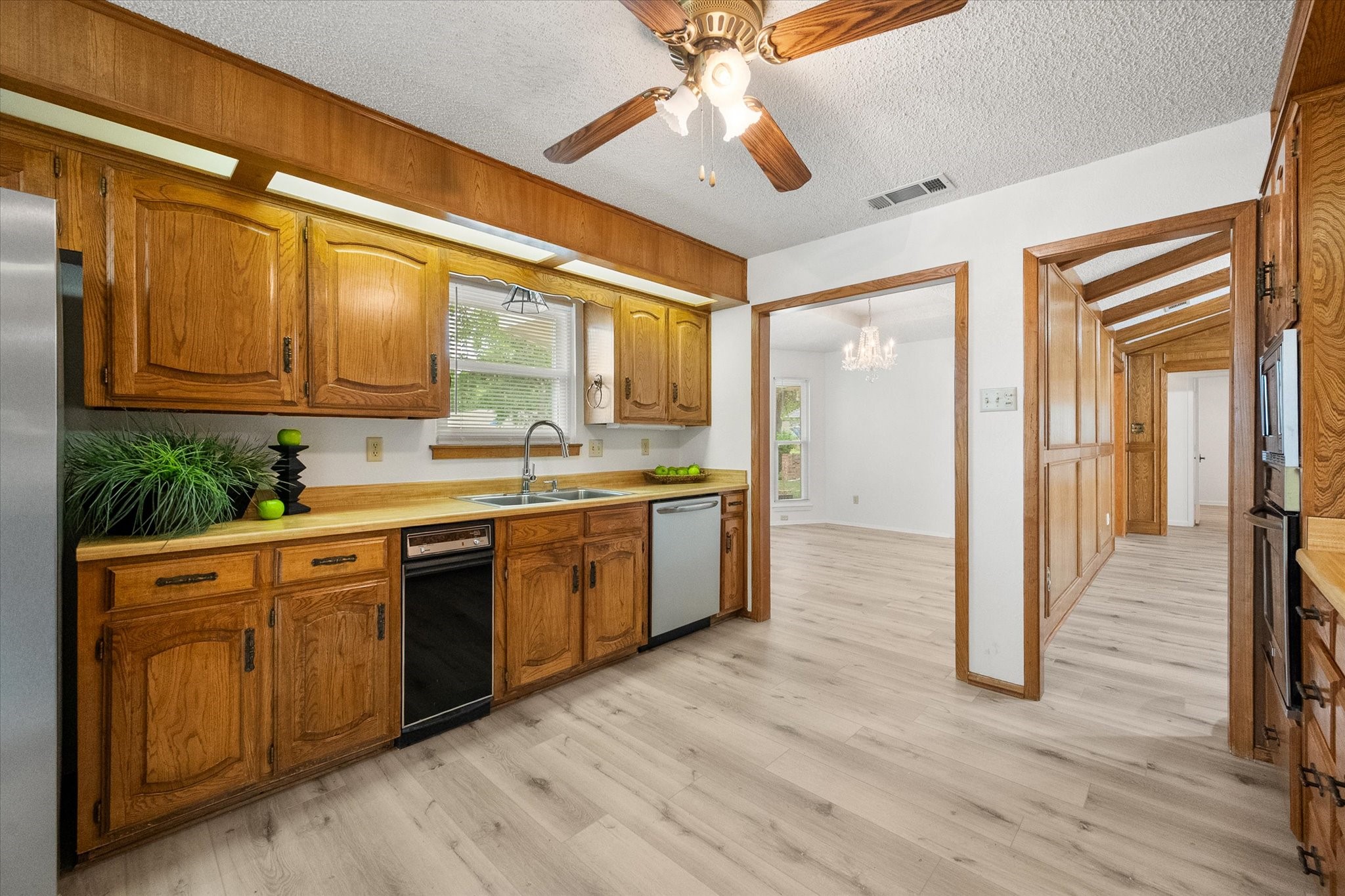 3211 Vernon Drive Arlington TX 76015