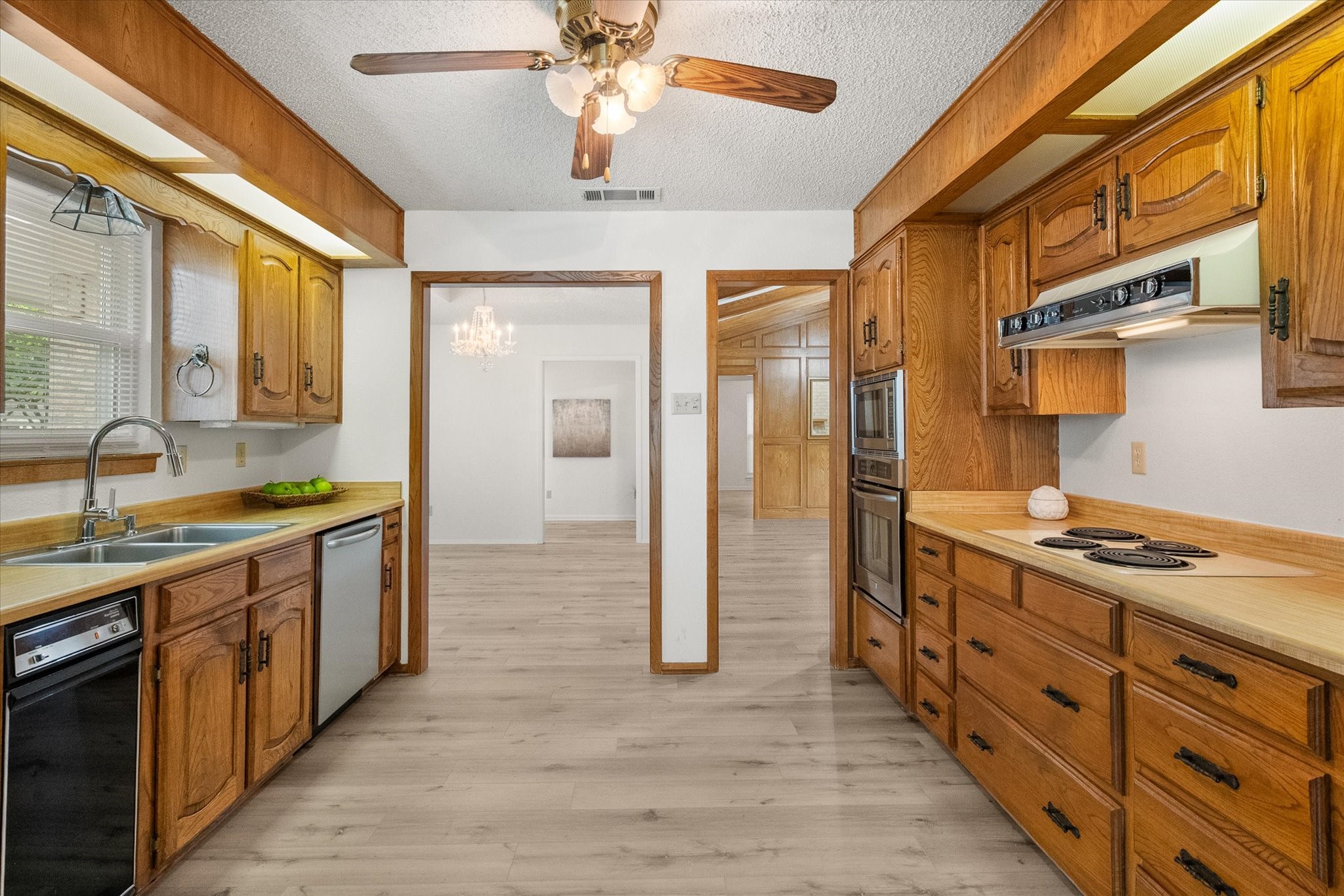 3211 Vernon Drive Arlington TX 76015