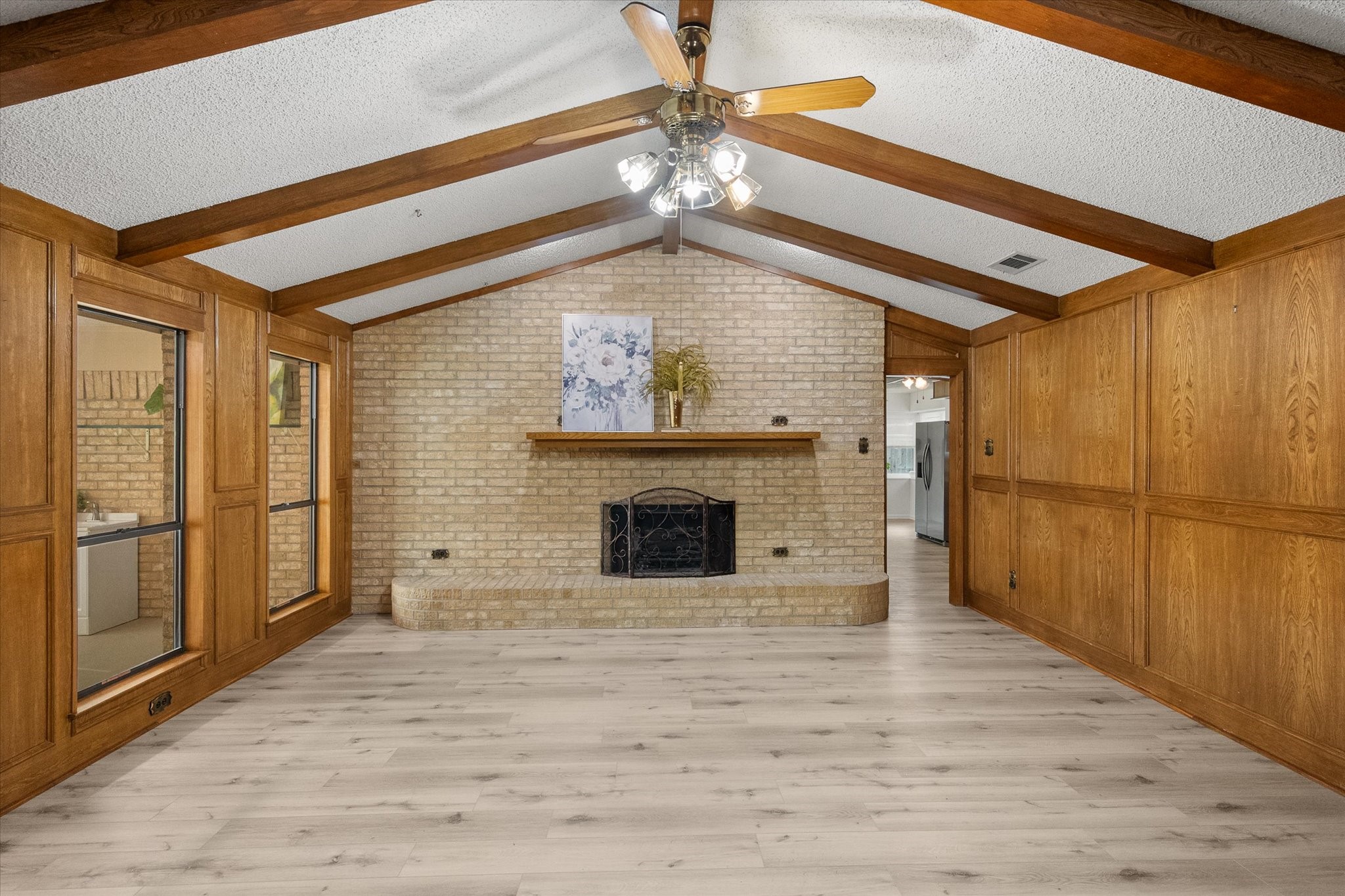 3211 Vernon Drive Arlington TX 76015