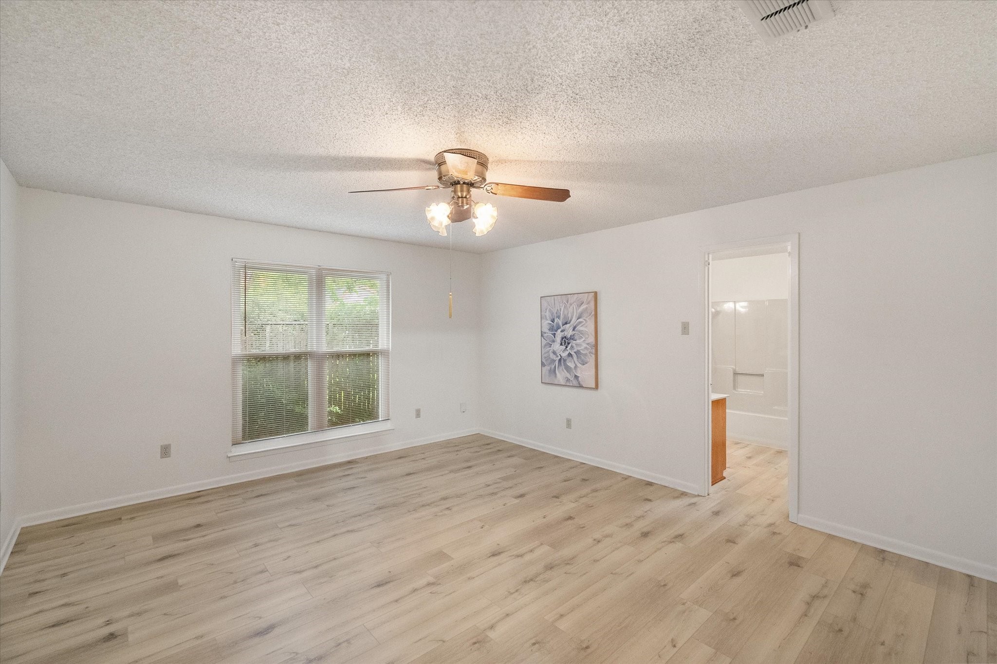 3211 Vernon Drive Arlington TX 76015