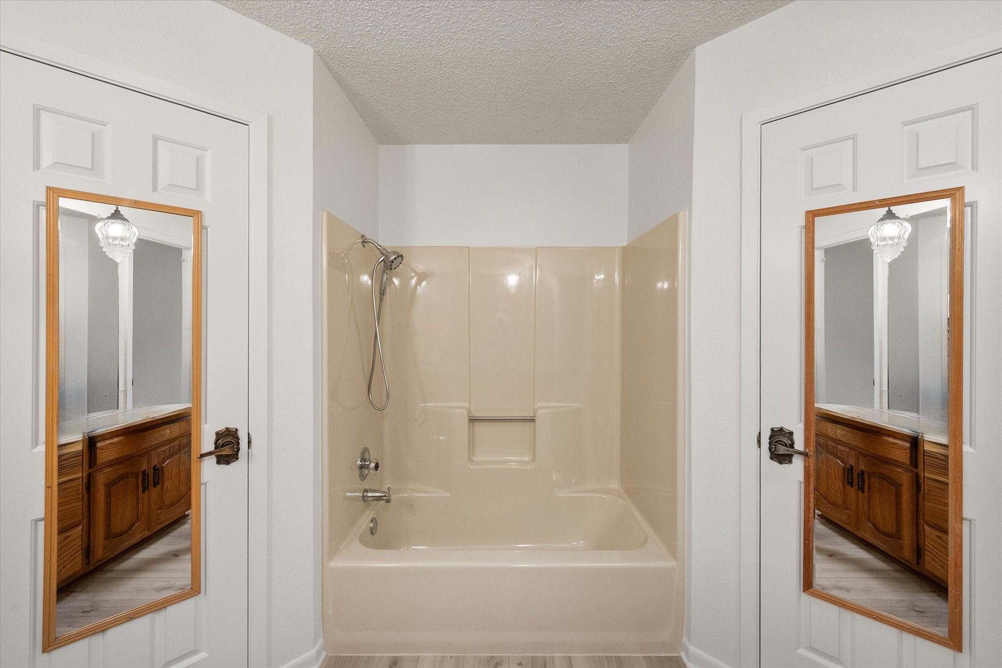 3211 Vernon Drive Arlington TX 76015