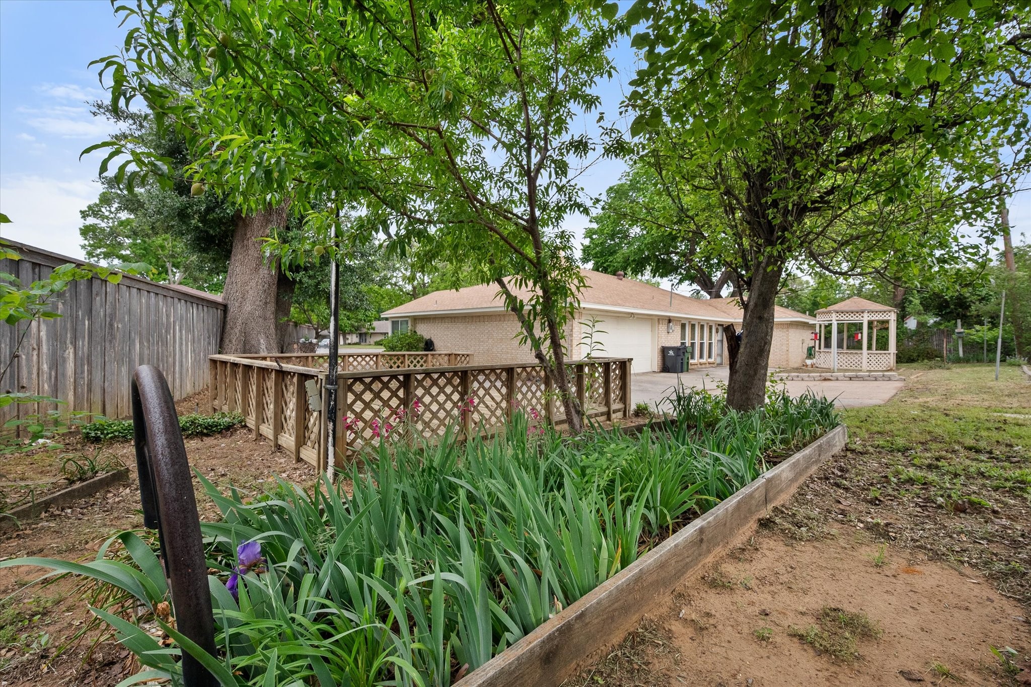 3211 Vernon Drive Arlington TX 76015
