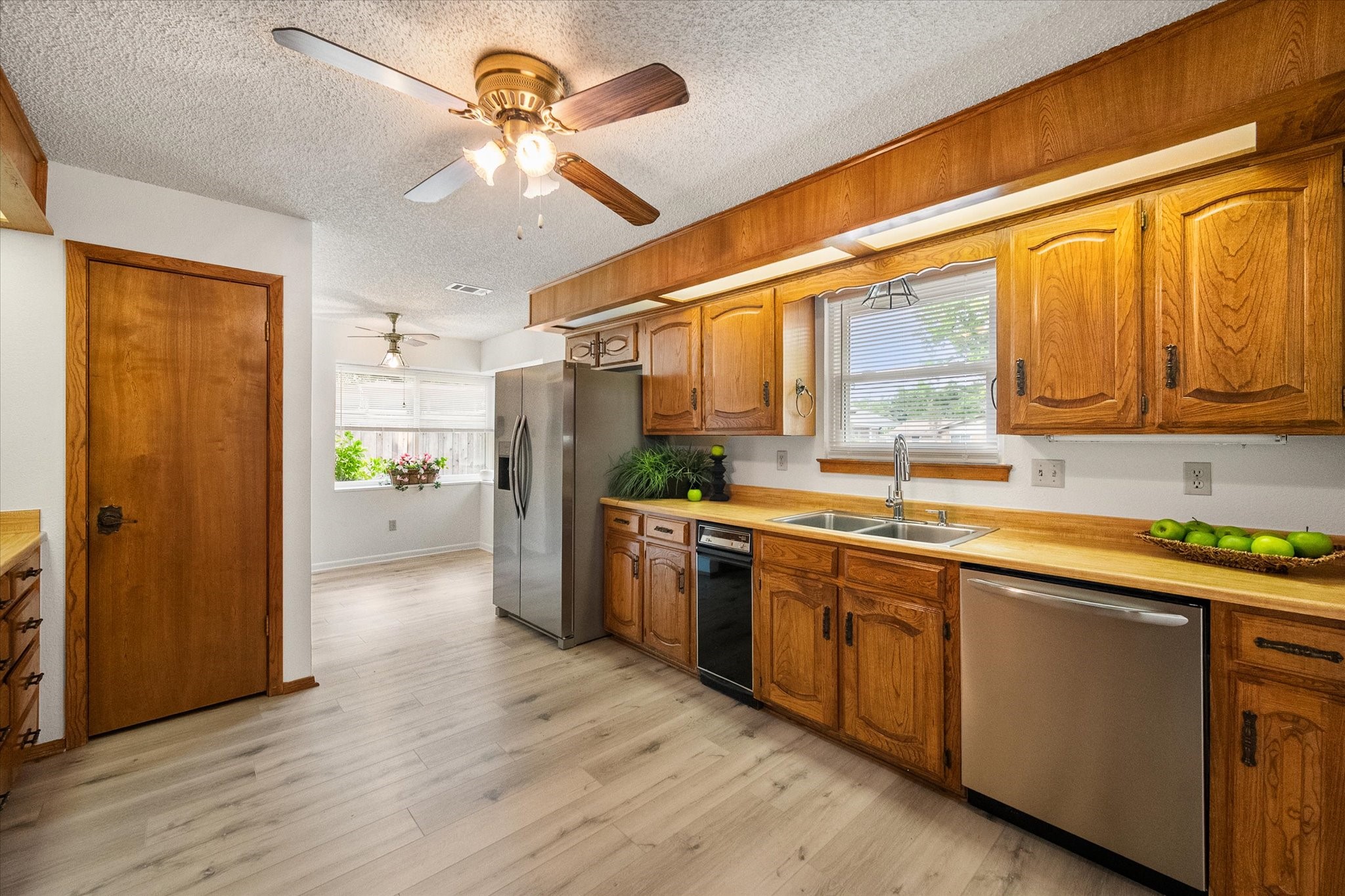 3211 Vernon Drive Arlington TX 76015