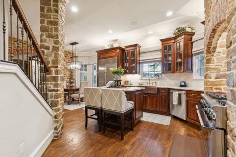 9227 Lanshire Drive Dallas TX 75238