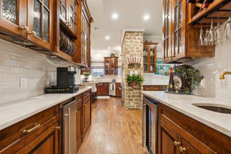 9227 Lanshire Drive Dallas TX 75238