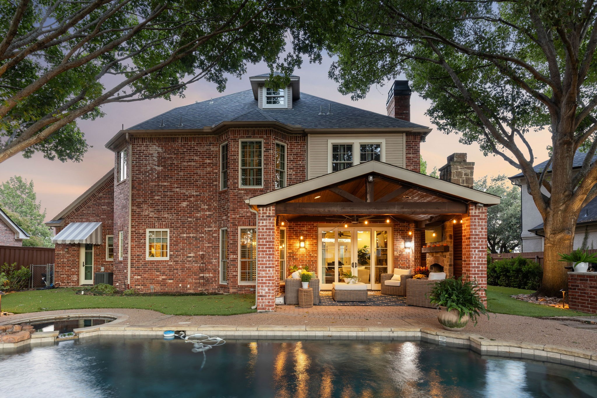 9227 Lanshire Drive Dallas TX 75238