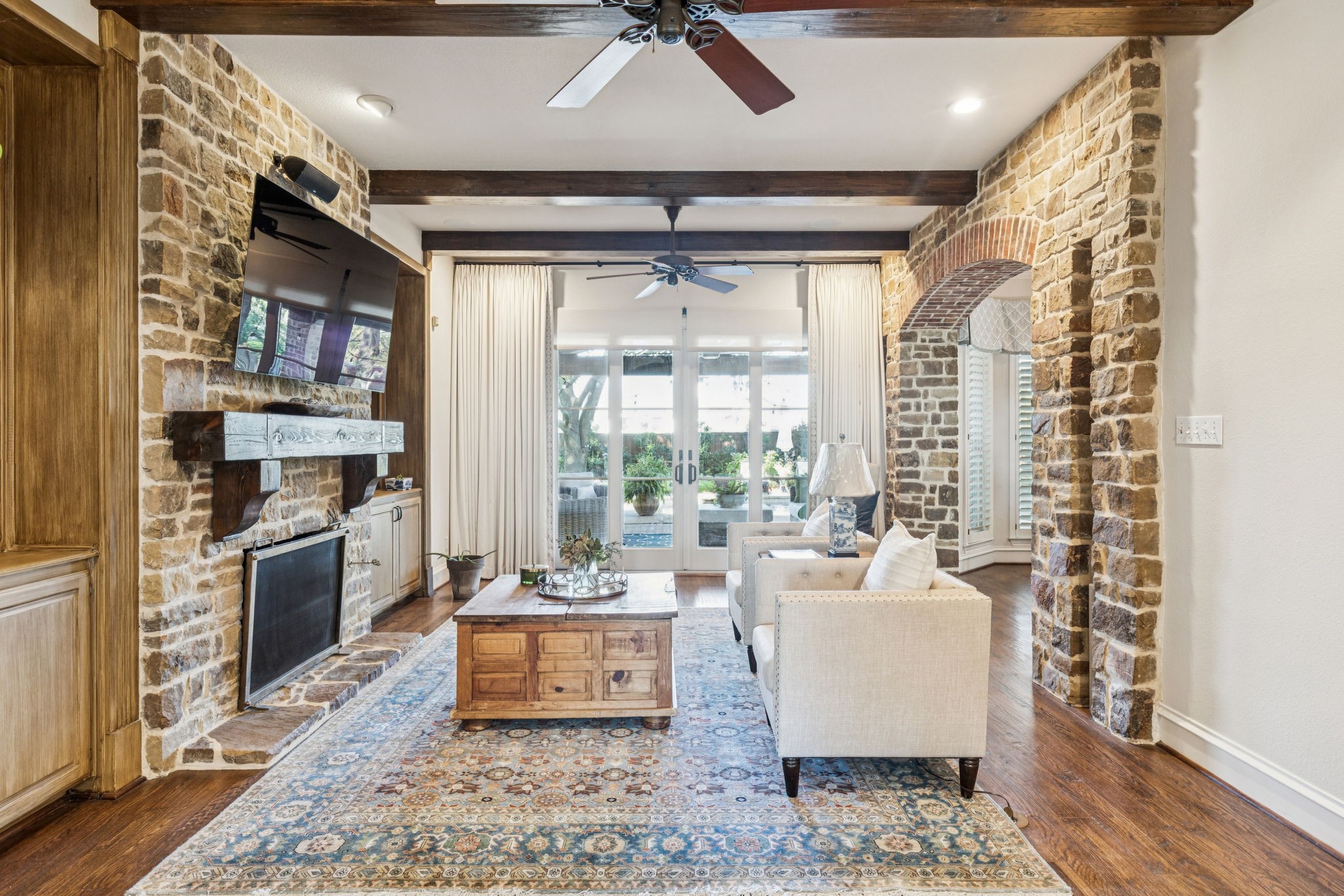 9227 Lanshire Drive Dallas TX 75238