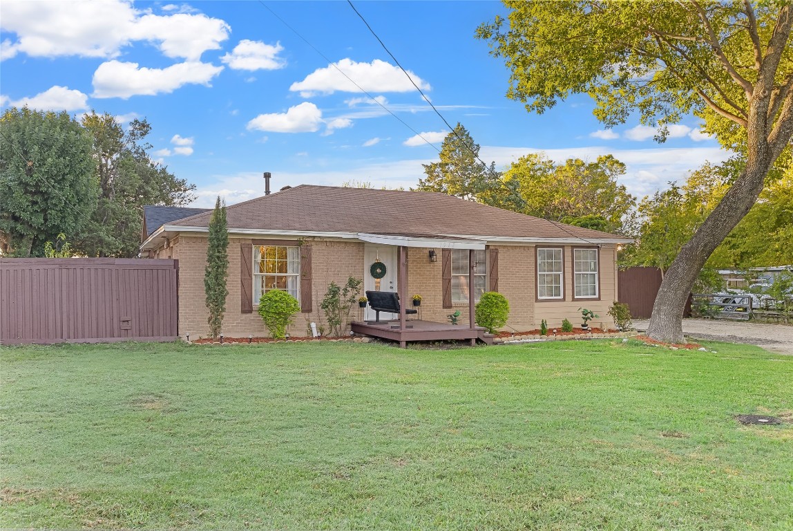 1912 Rayburn Avenue Mesquite TX 75149