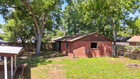 107 Sequoia Drive Palestine TX 75803