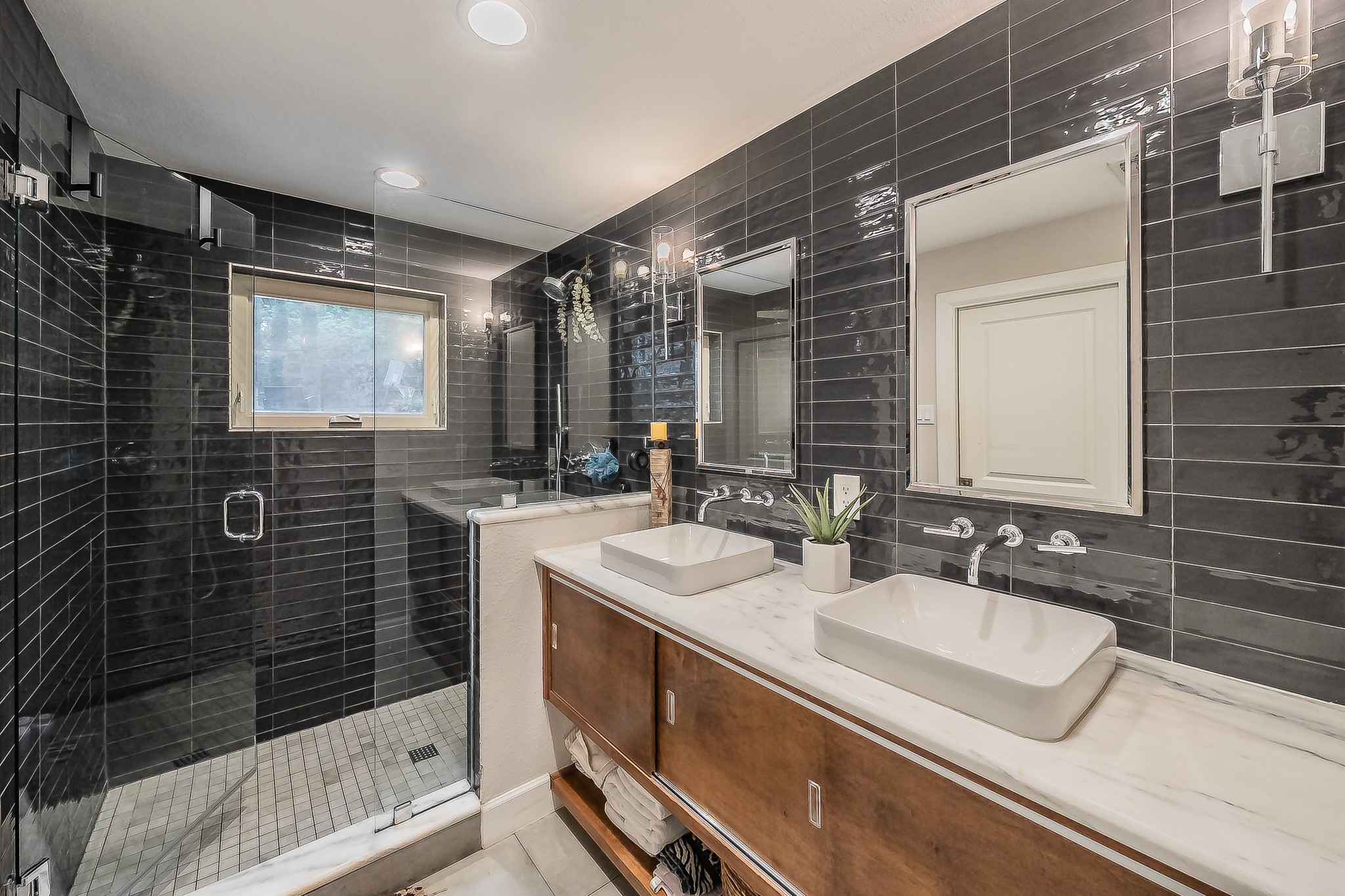 4105 Shady Valley Court Arlington TX 76013