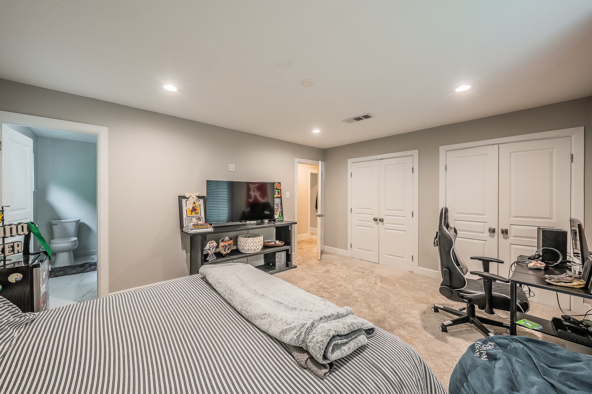 4105 Shady Valley Court Arlington TX 76013