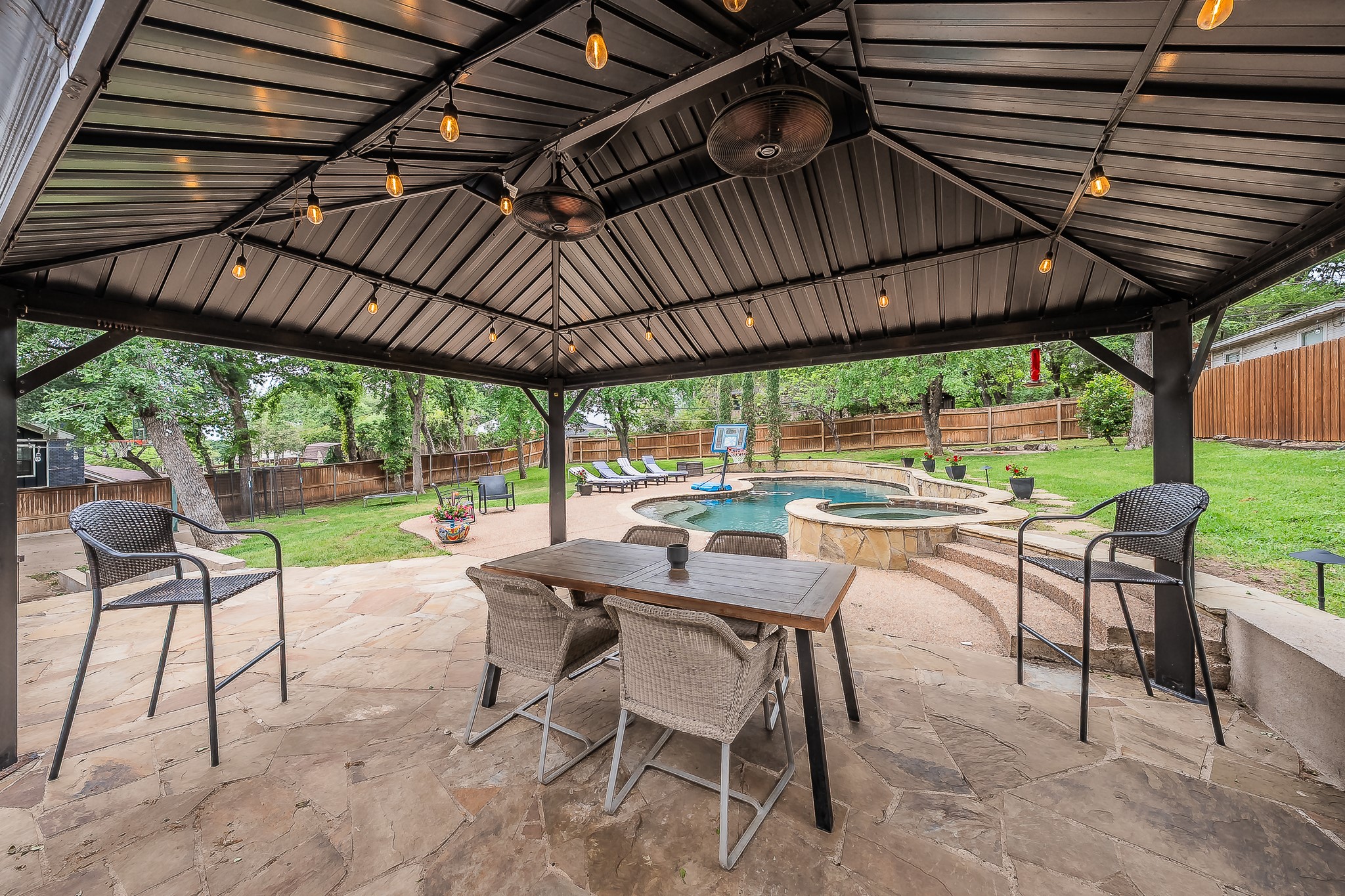 4105 Shady Valley Court Arlington TX 76013