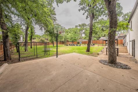 4105 Shady Valley Court Arlington TX 76013