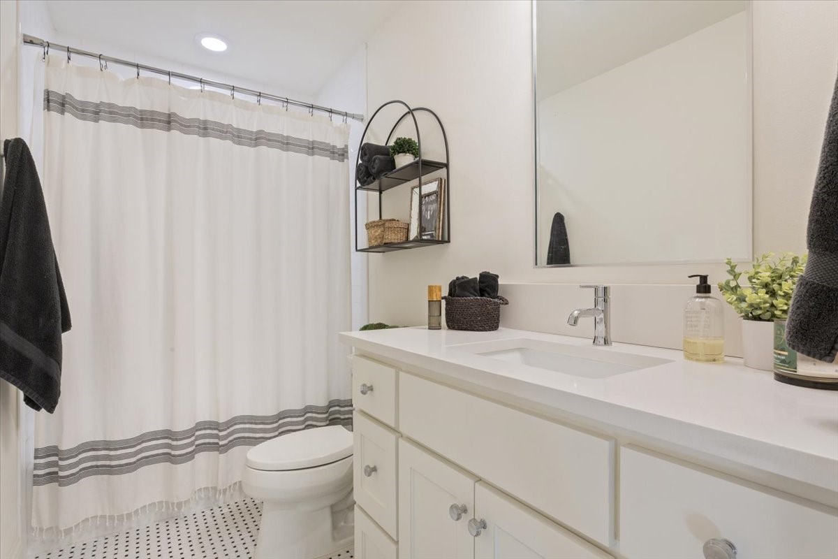 14007 Rw Court Woodway TX 76712